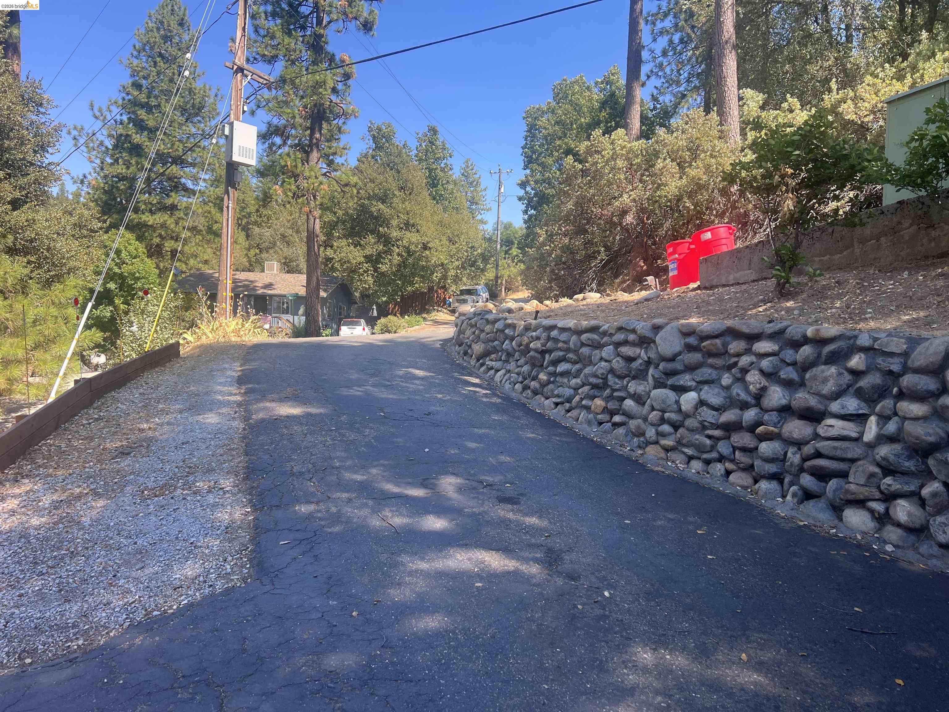 20384 Canyonview Dr, Tuolumne CA 95479 — photo 4