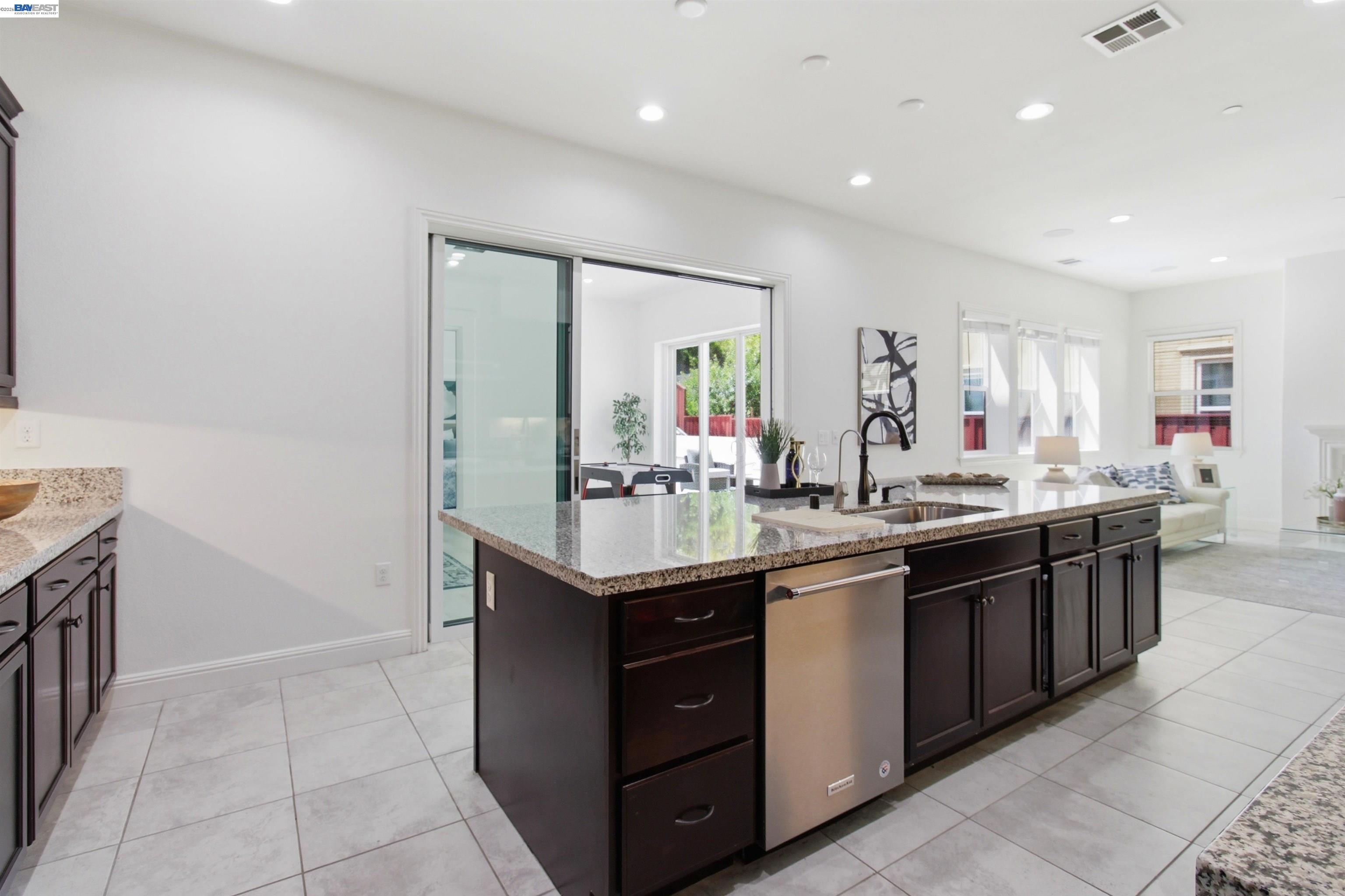 2812 Mount Dana Dr, Dublin CA 94568 — photo 13