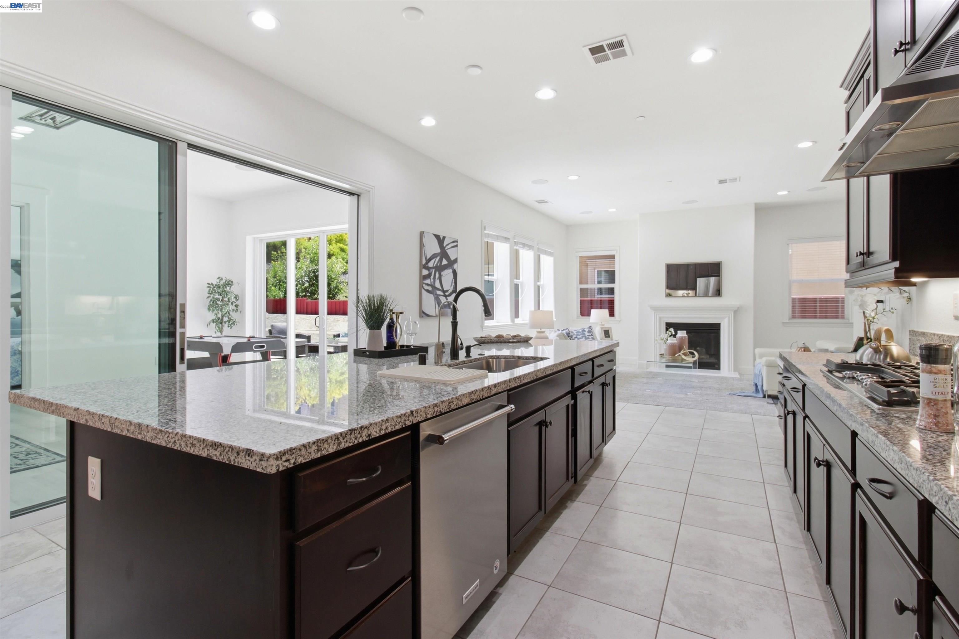 2812 Mount Dana Dr, Dublin CA 94568 — photo 18