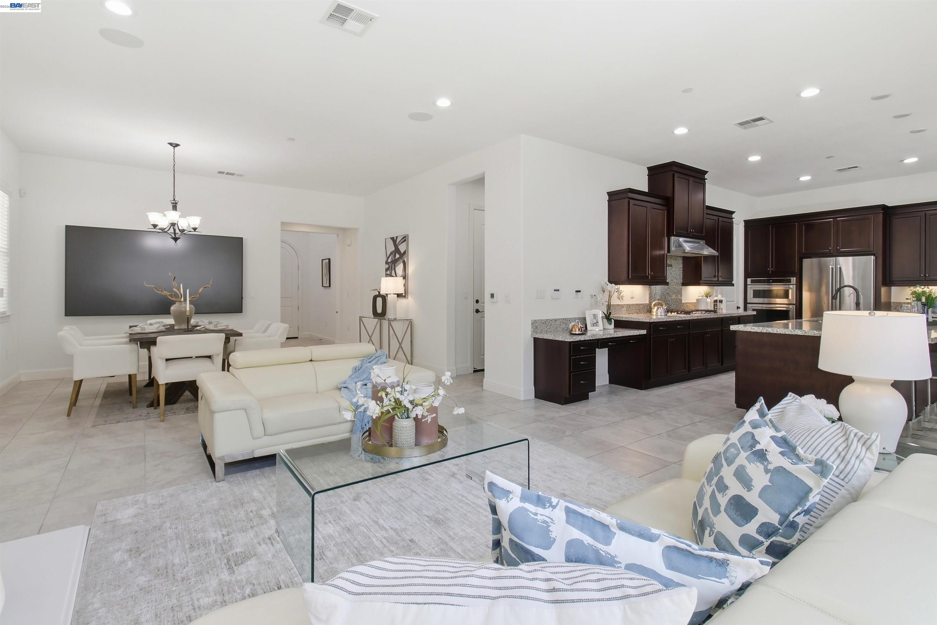 2812 Mount Dana Dr, Dublin CA 94568 — photo 8