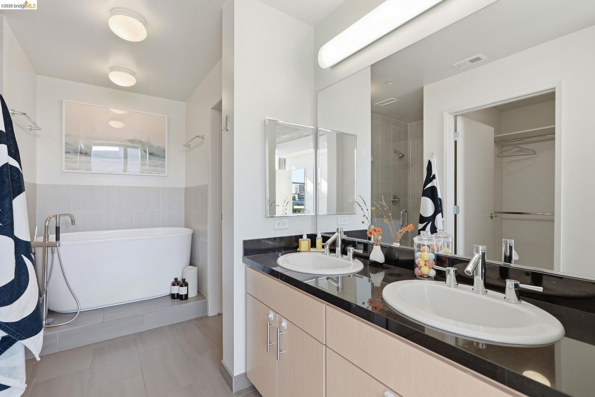 311 2nd St # 516, Oakland CA 94607 — photo 25