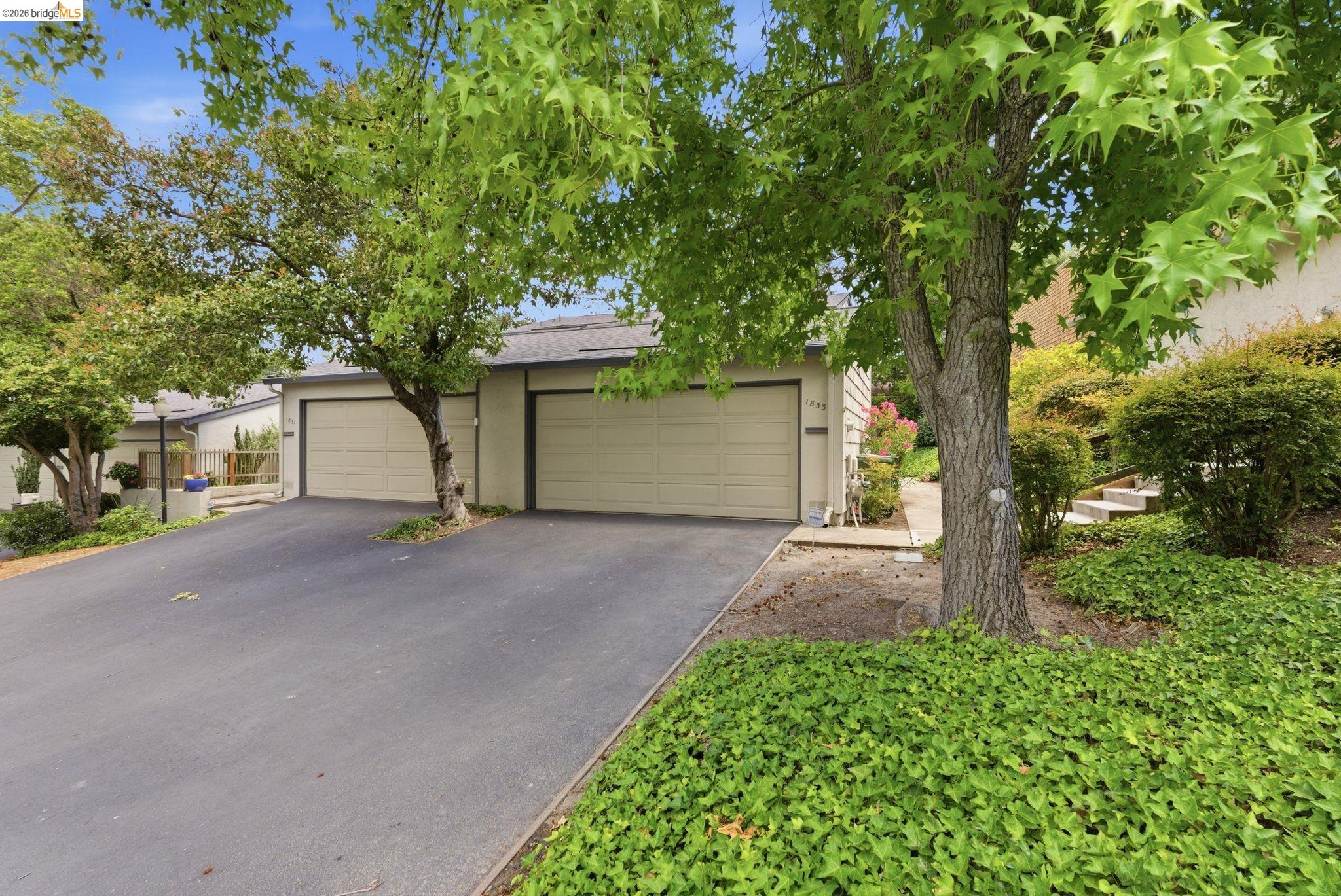Photo #3: 41136915 Listing: Photo #3