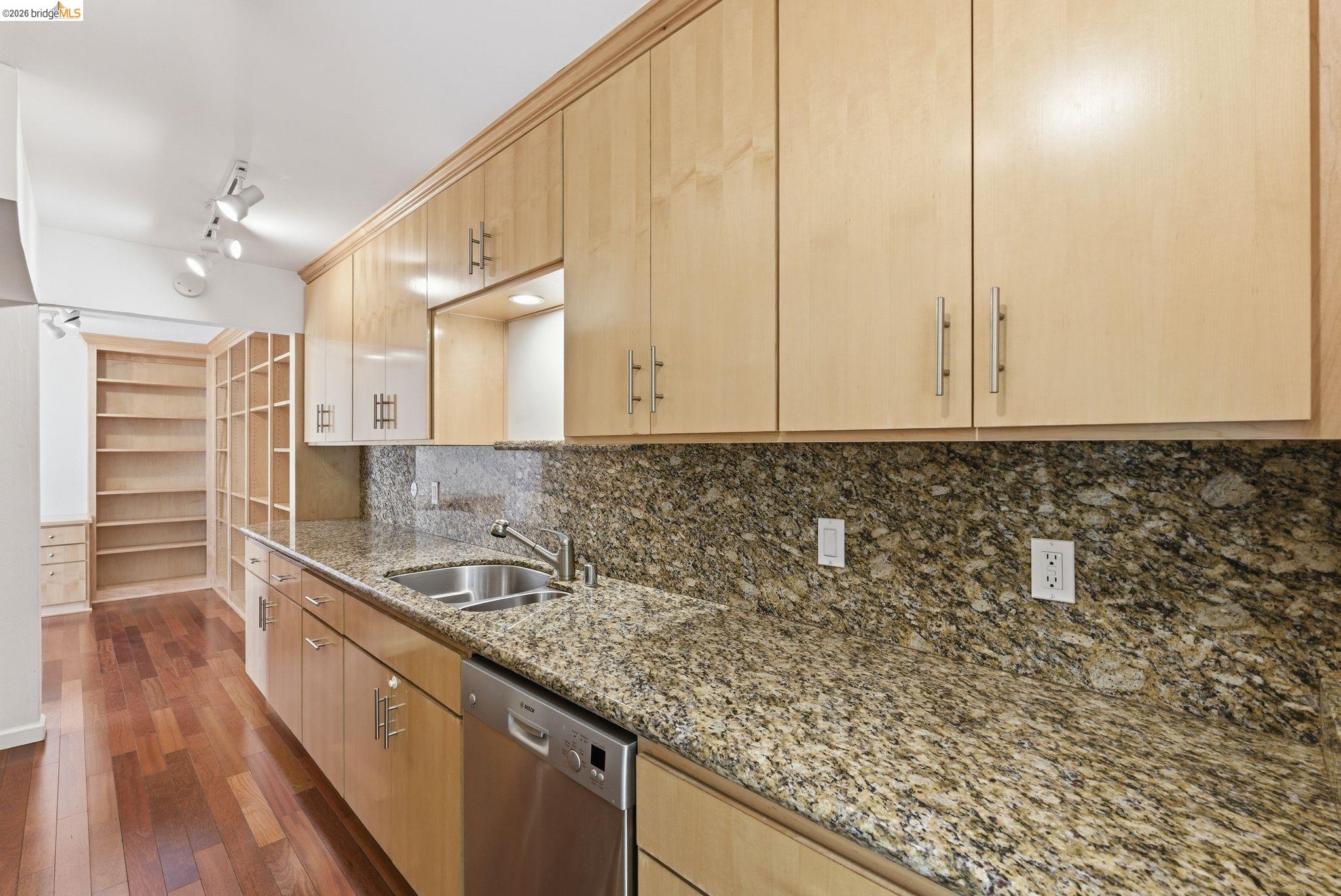 Photo #10: 41136915 Listing: Photo #10