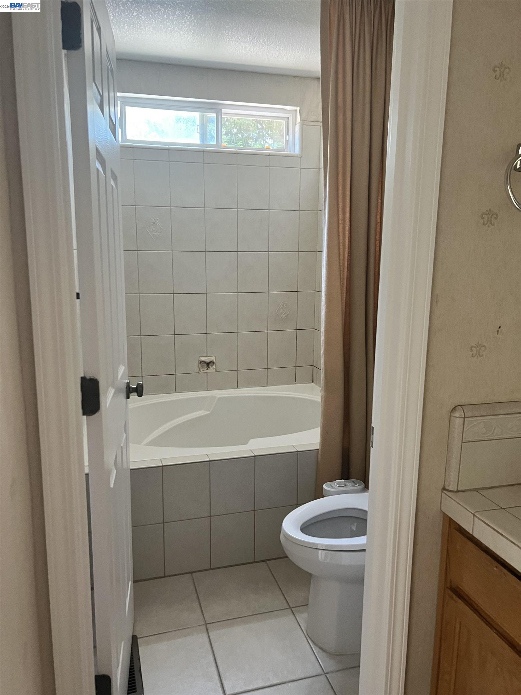 1058 Junction Dr, Manteca CA 95337 — photo 17