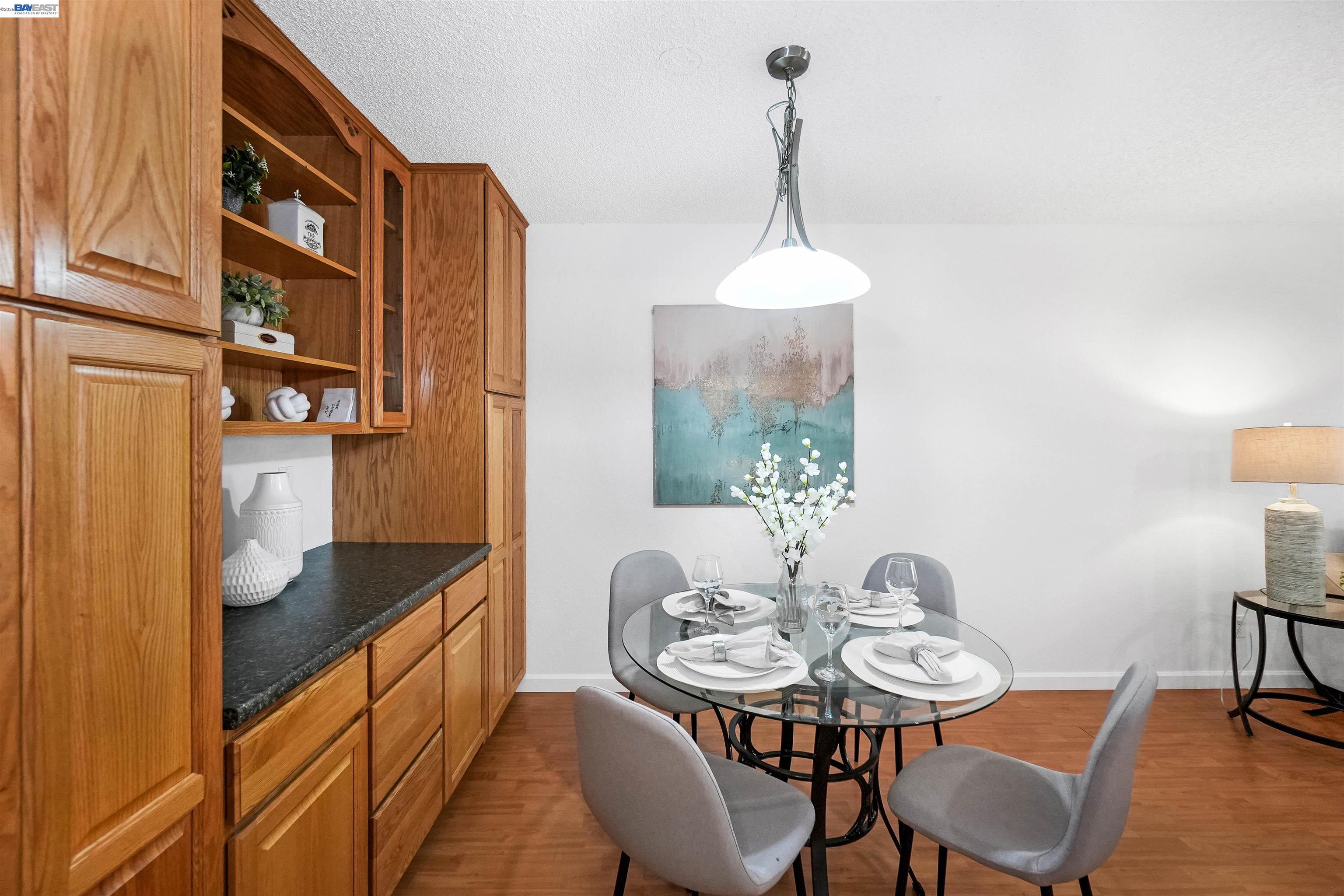Photo #6: 41136928 Listing: Photo #6