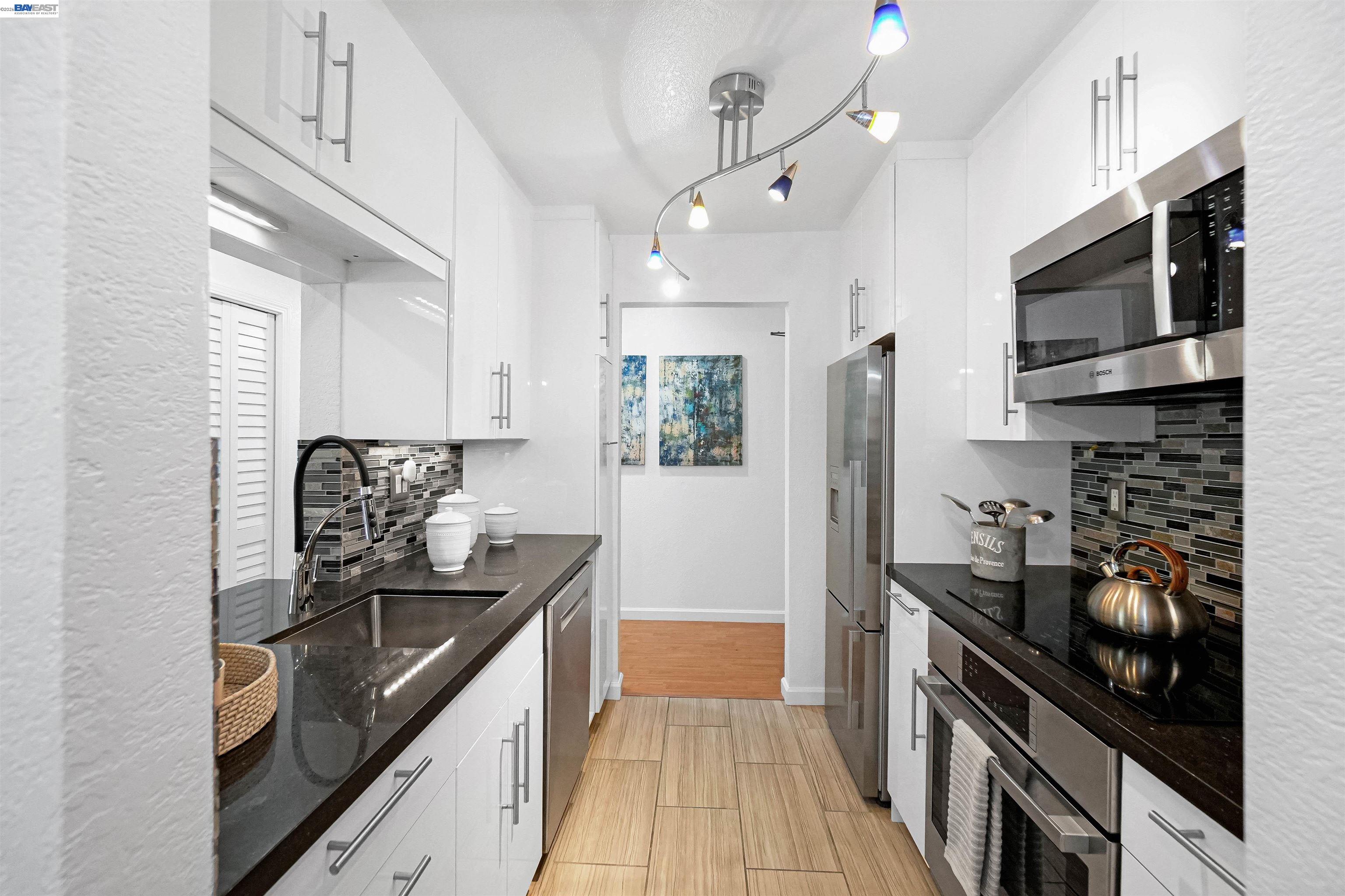Photo #7: 41136928 Listing: Photo #7