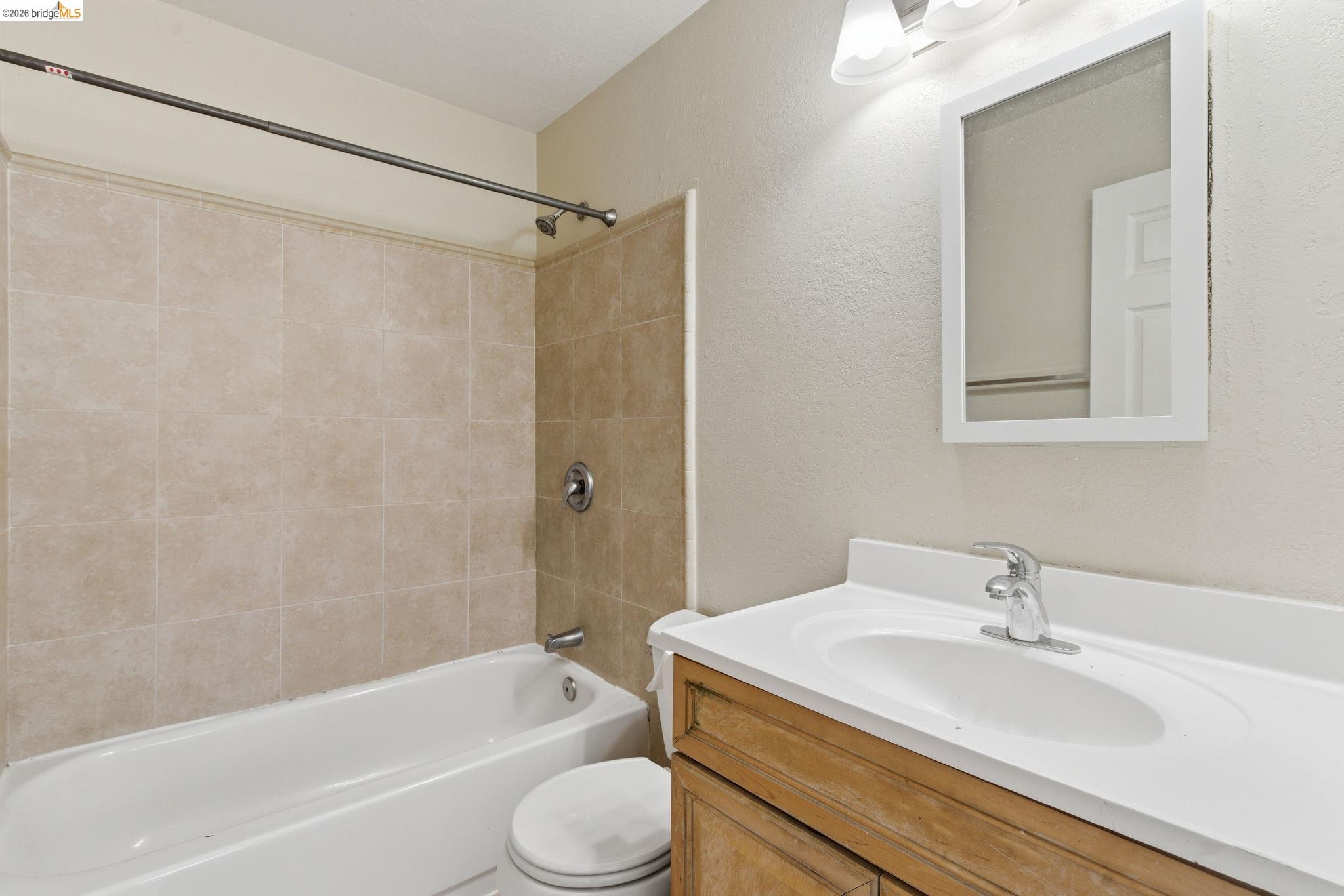 Photo #16: 41136931 Listing: Photo #16