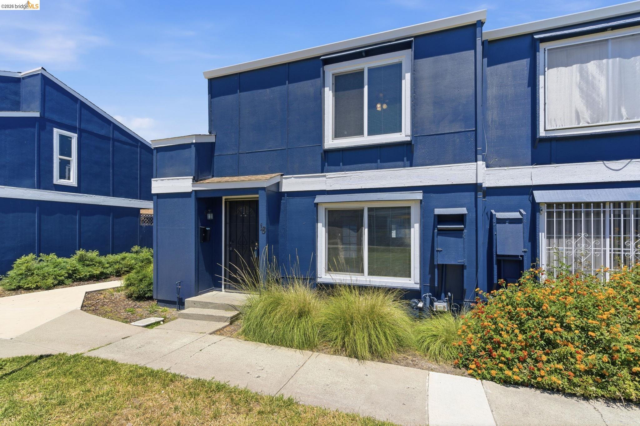Photo #3: 41136931 Listing: Photo #3
