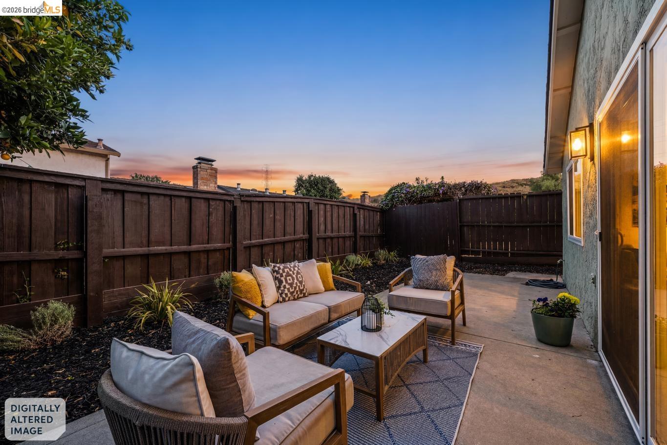 3212 Oak Ct.