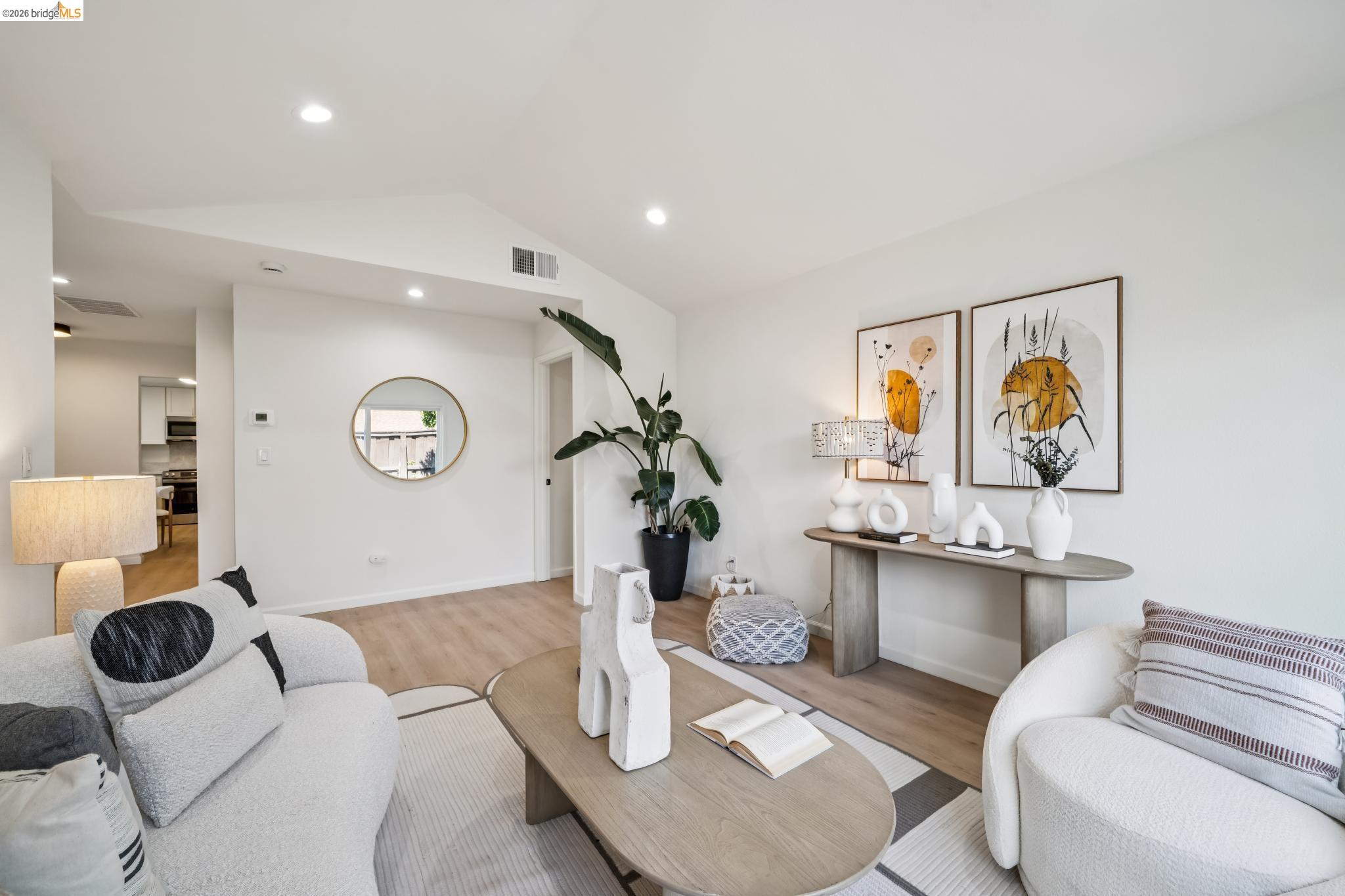 3212 Oak Ct.