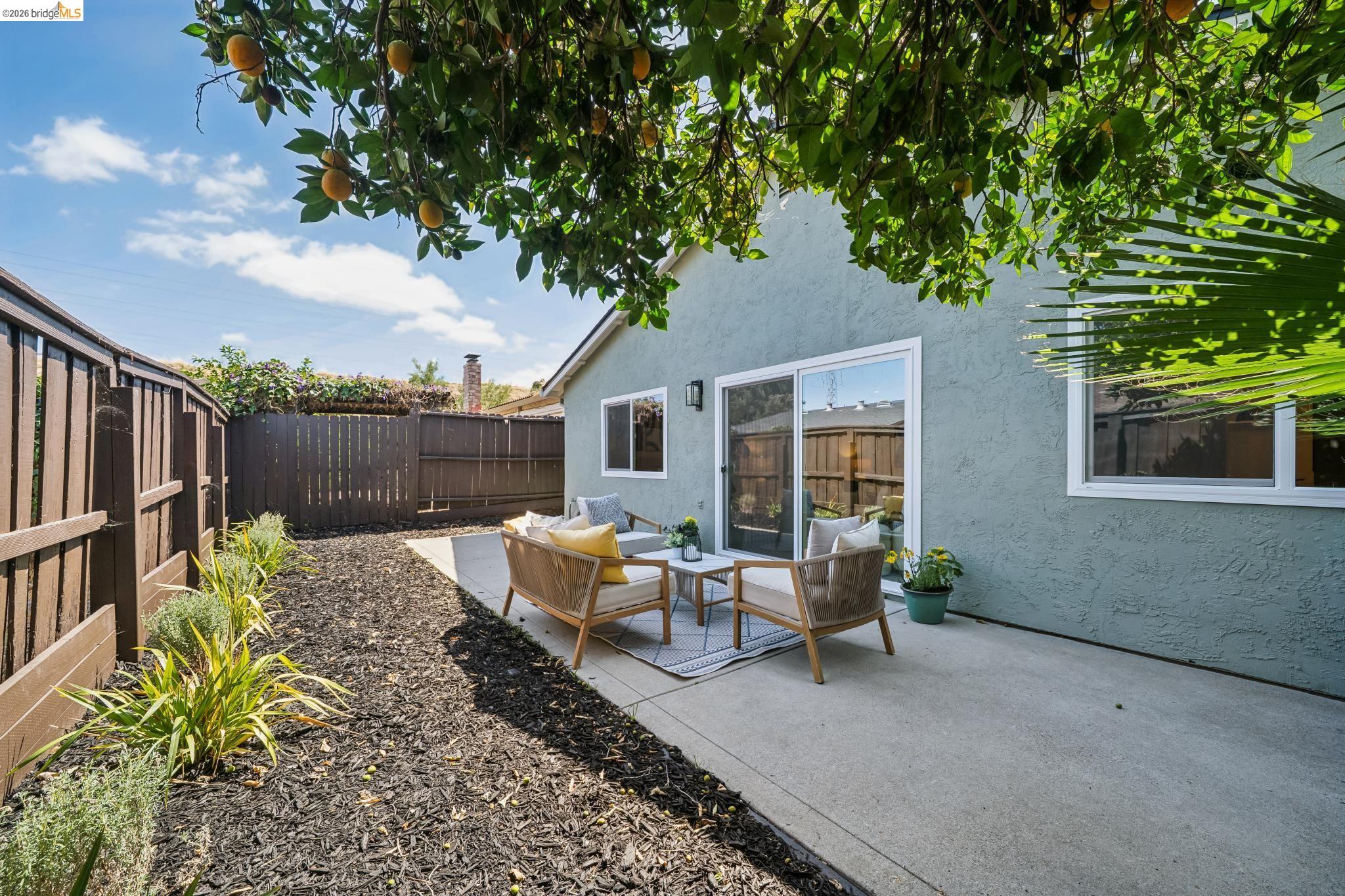 3212 Oak Ct.