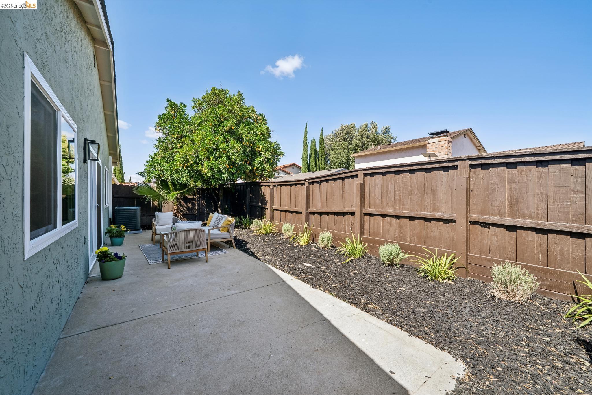 3212 Oak Ct.