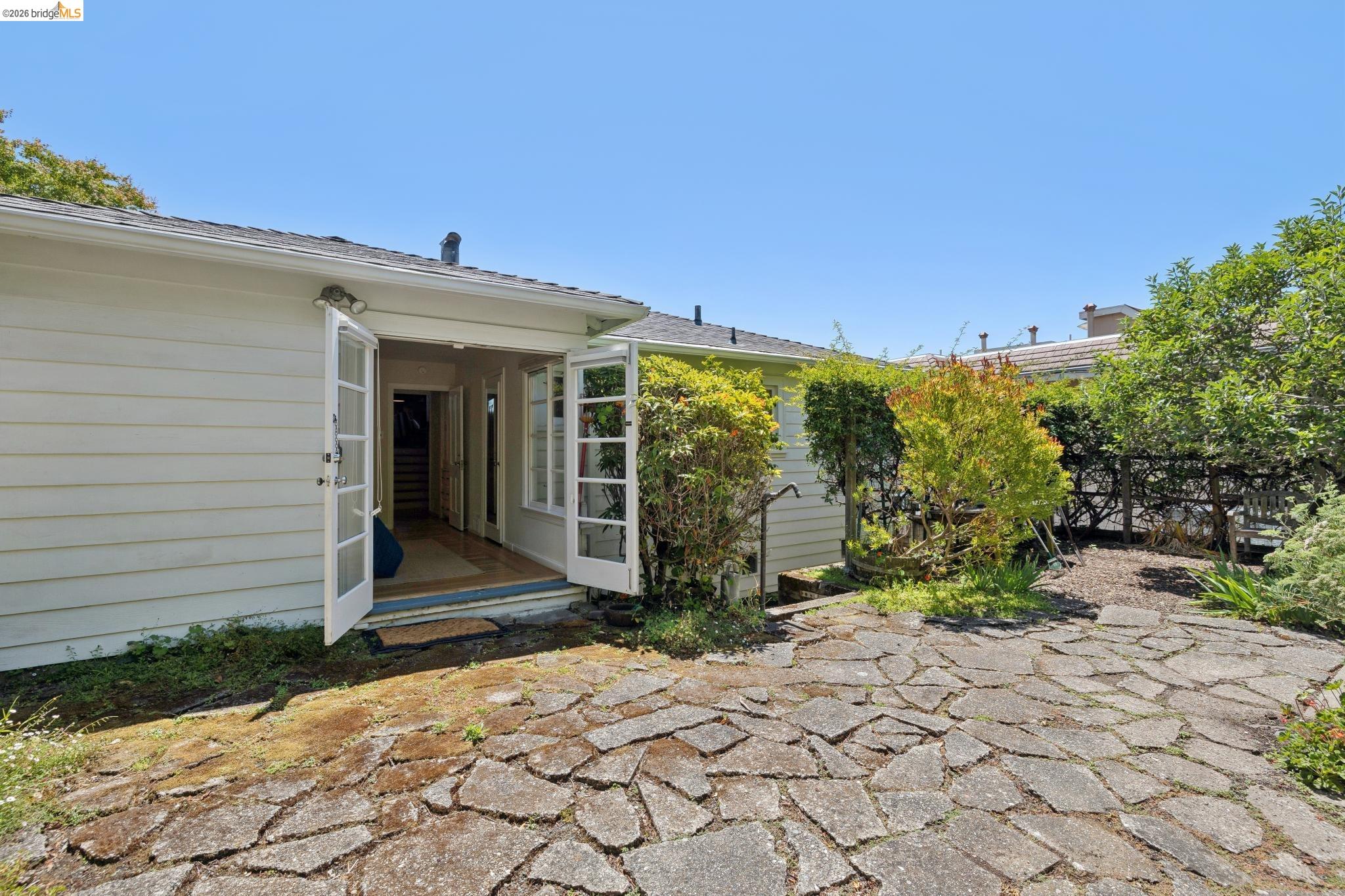 Photo #41: 41136942 Listing: Photo #41