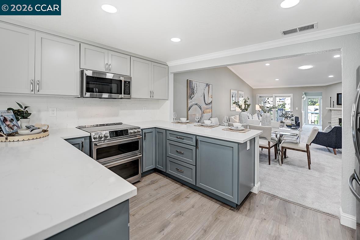 Photo #5: 41136944 Listing: Photo #5