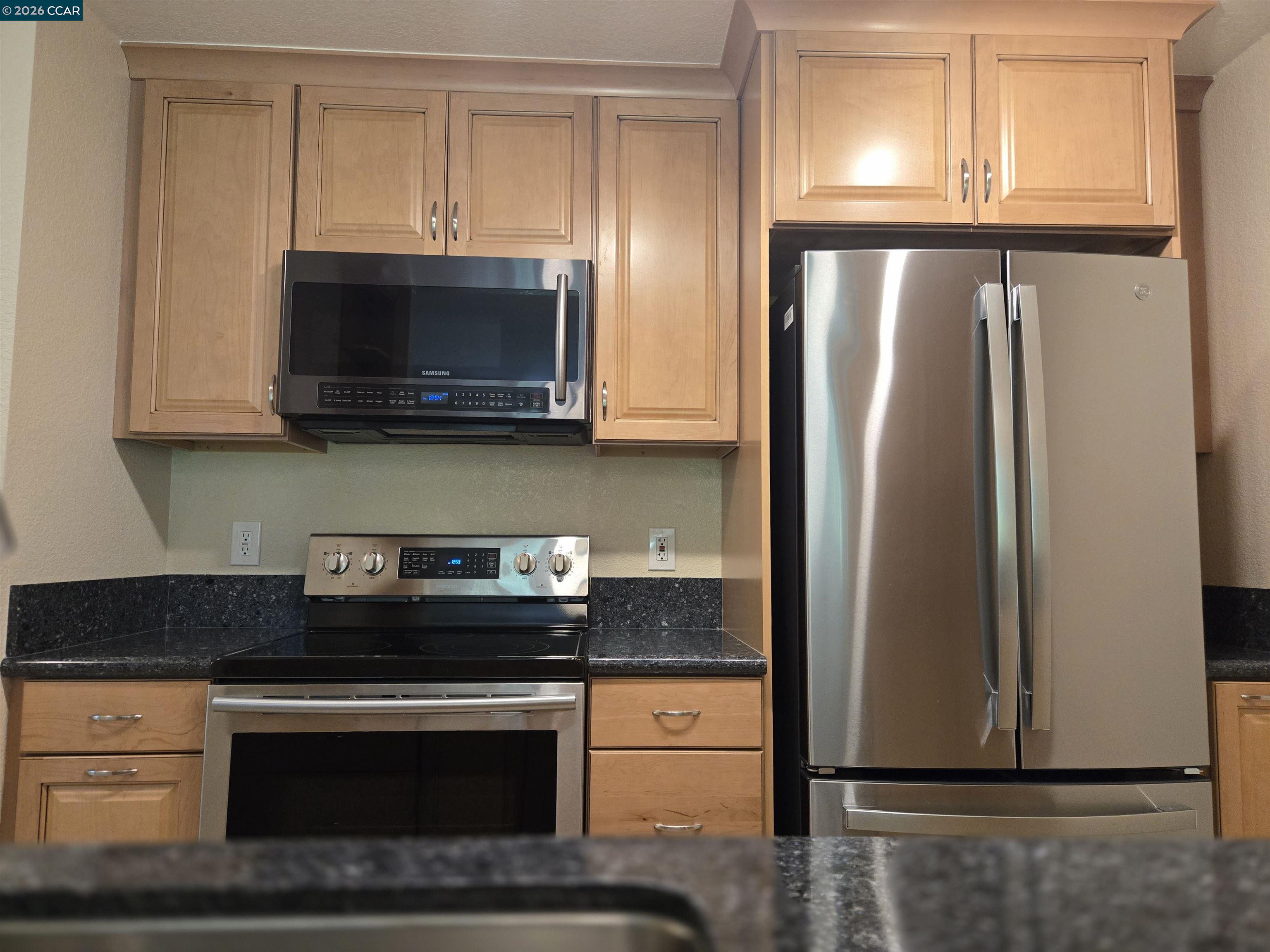 Photo #6: 41136945 Listing: Photo #6