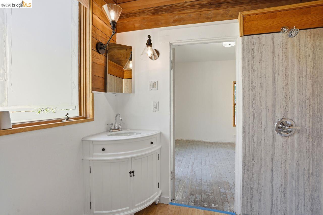 522 63rd, Oakland CA 94609 — photo 19