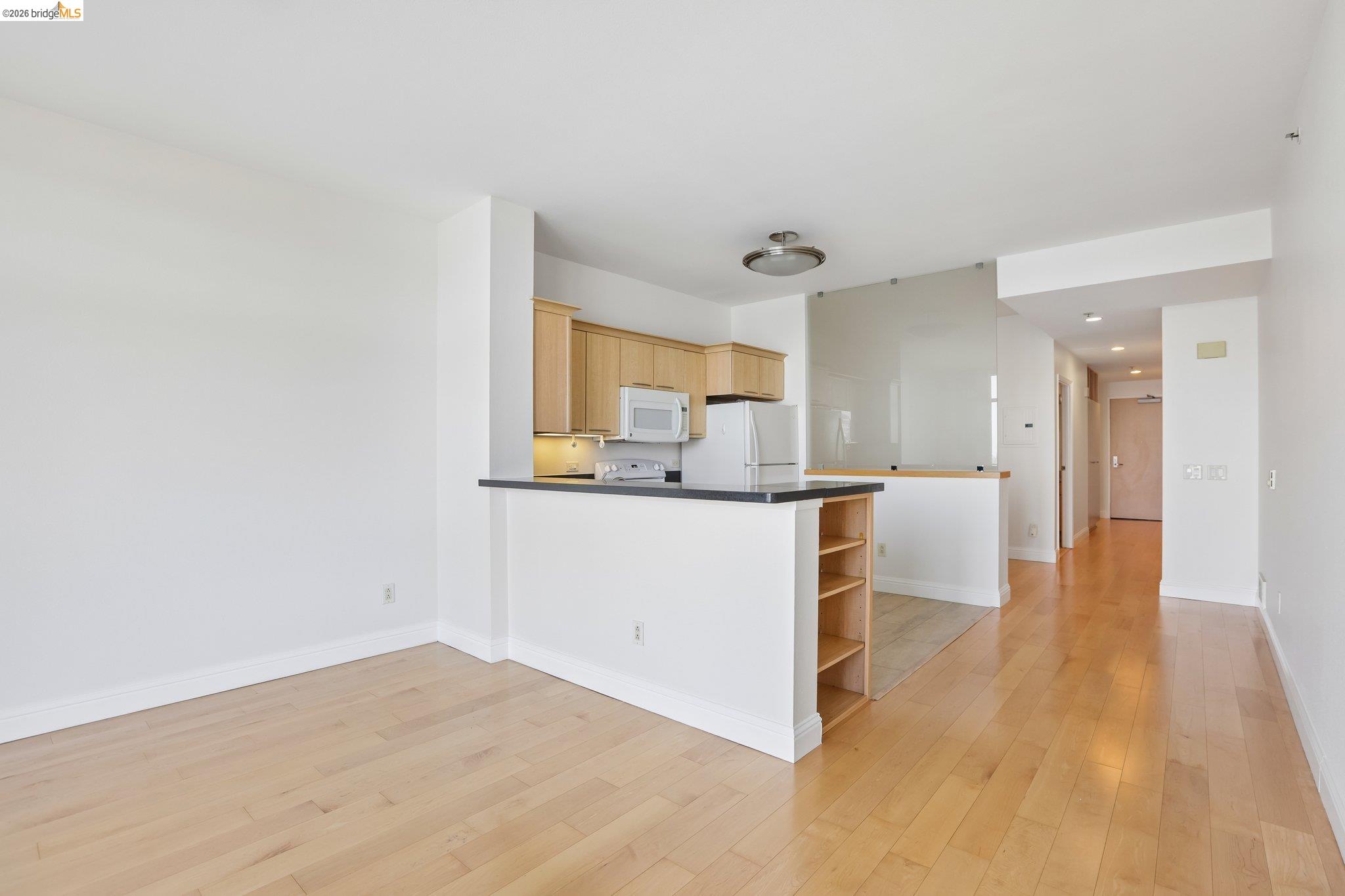 Photo #2: 41136964 Listing: Photo #2