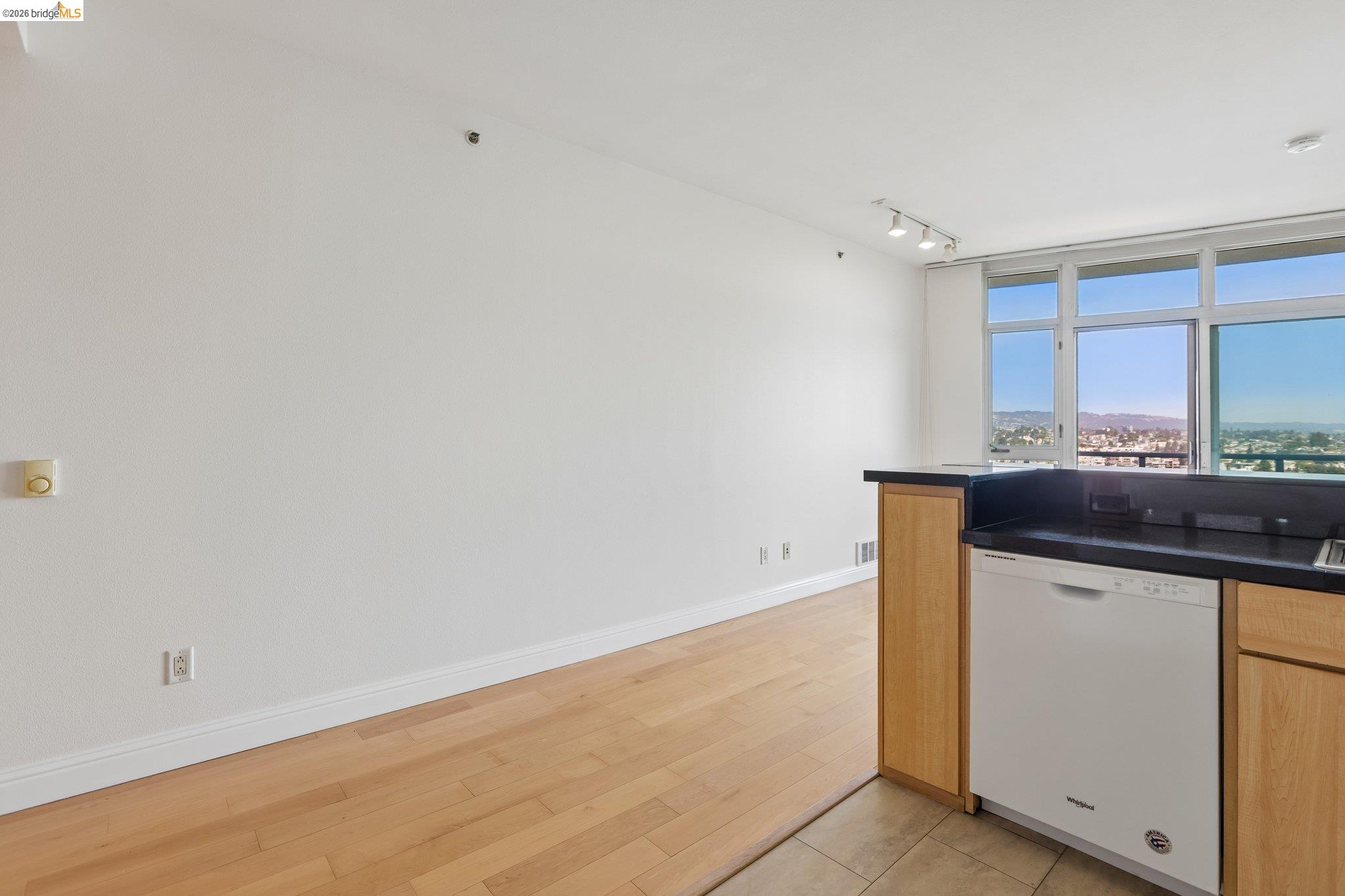 Photo #15: 41136964 Listing: Photo #15