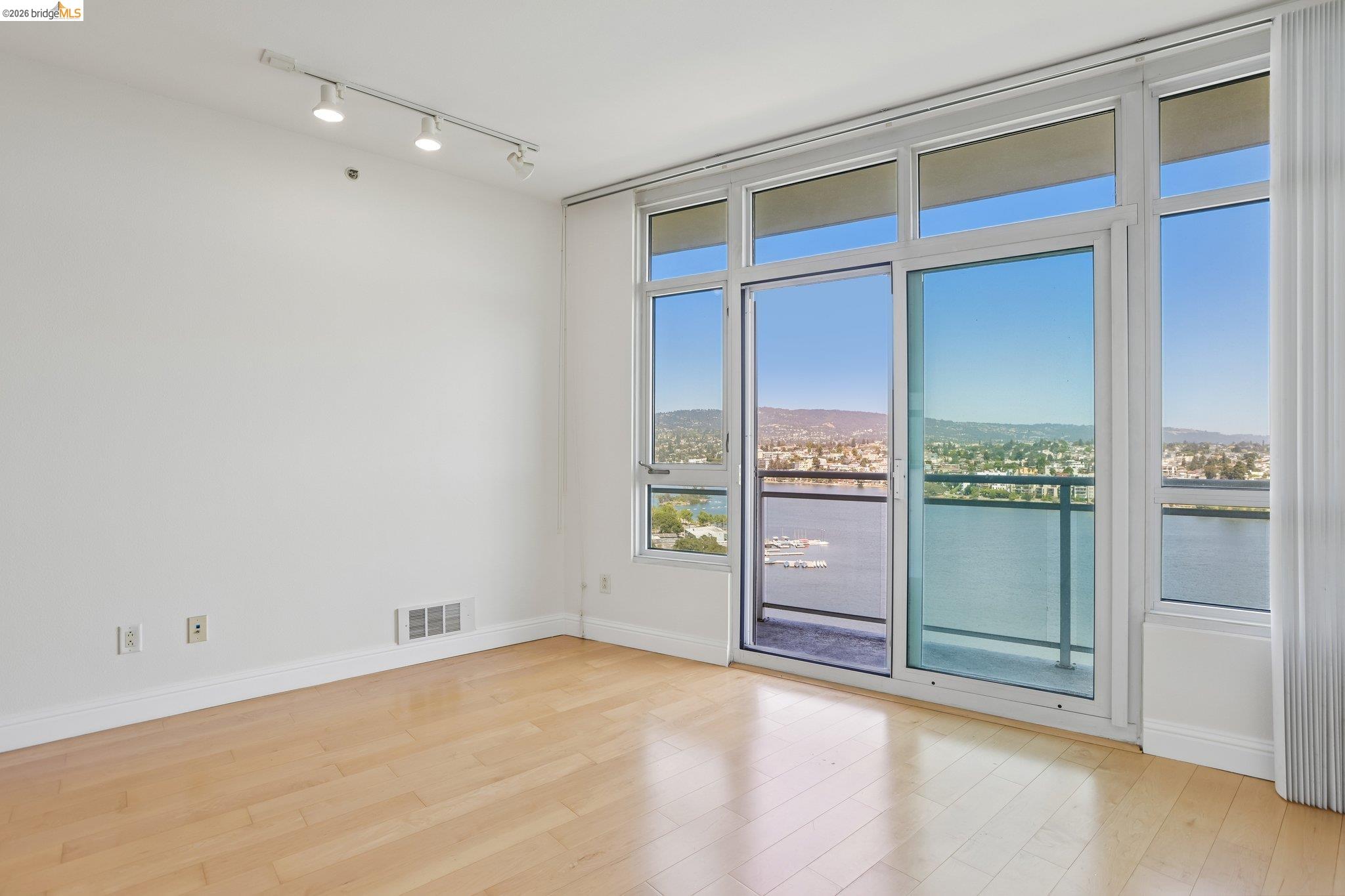 Photo #17: 41136964 Listing: Photo #17