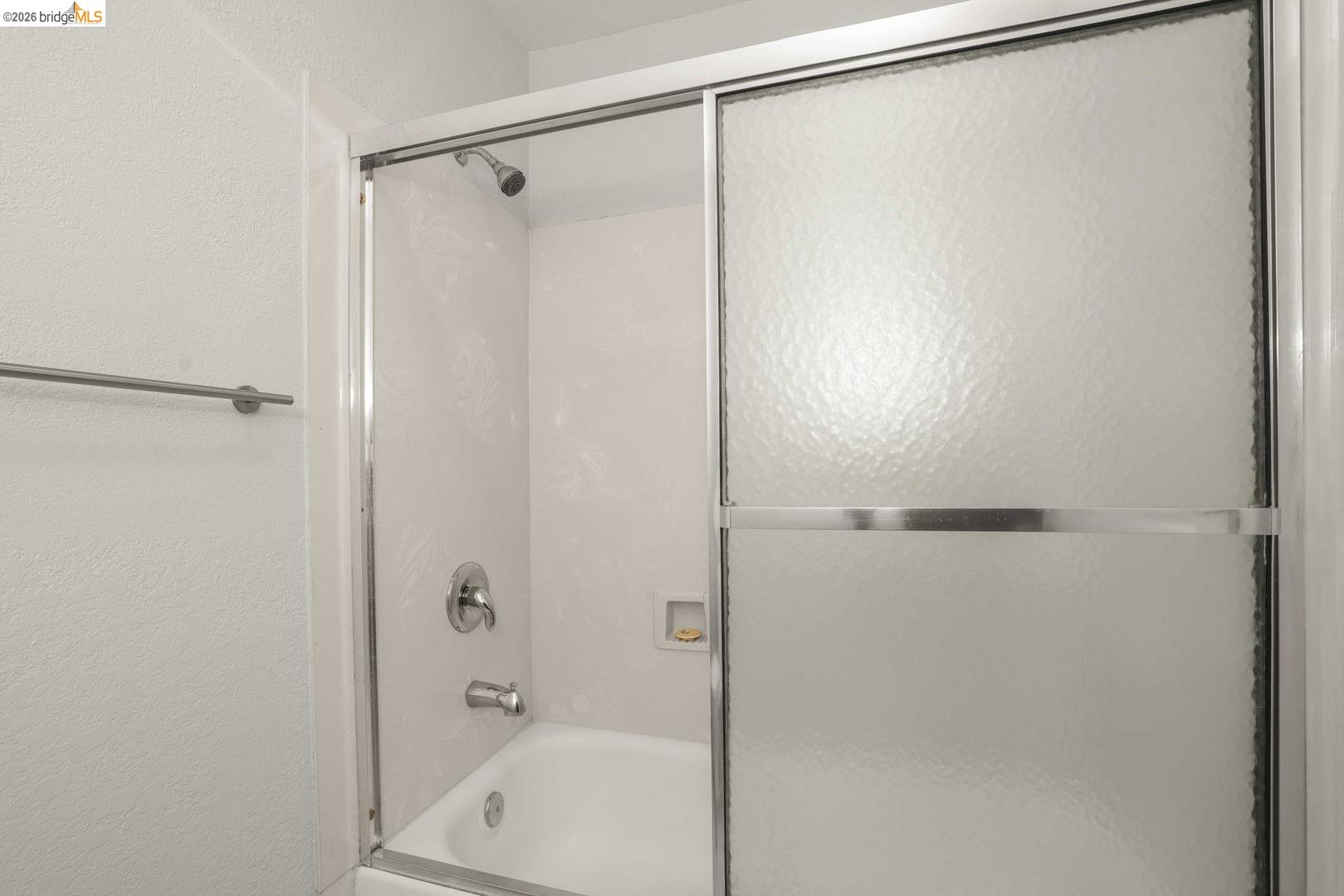 Photo #13: 41136969 Listing: Photo #13