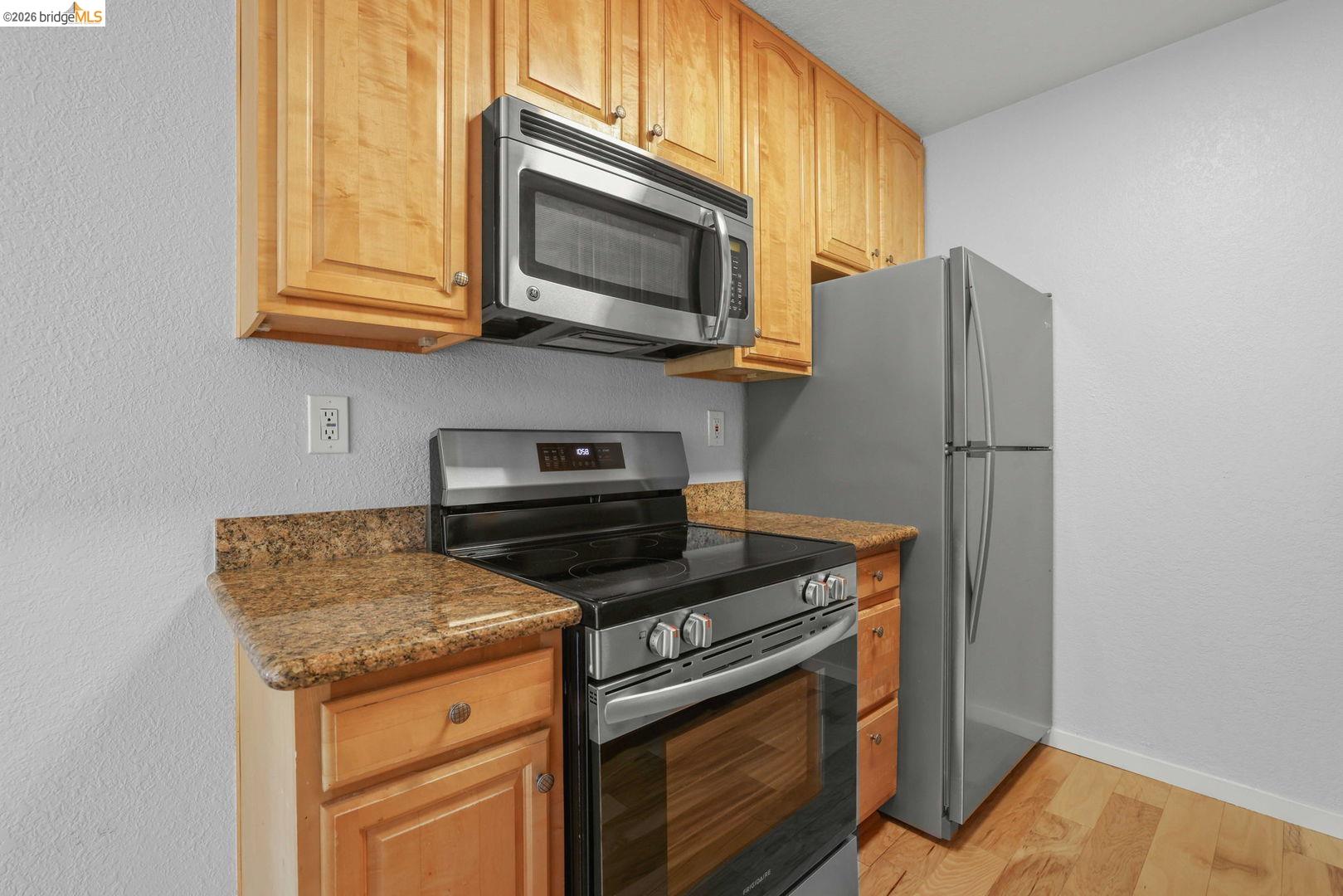 Photo #4: 41136969 Listing: Photo #4