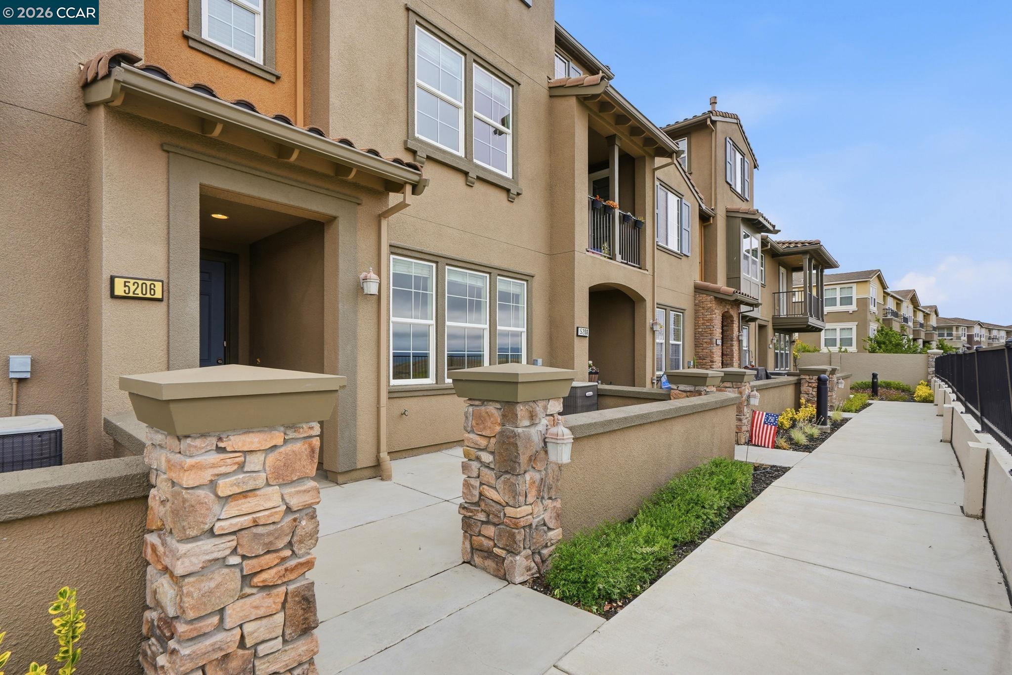 5206 Fioli Loop, San Ramon CA 94582 — photo 10