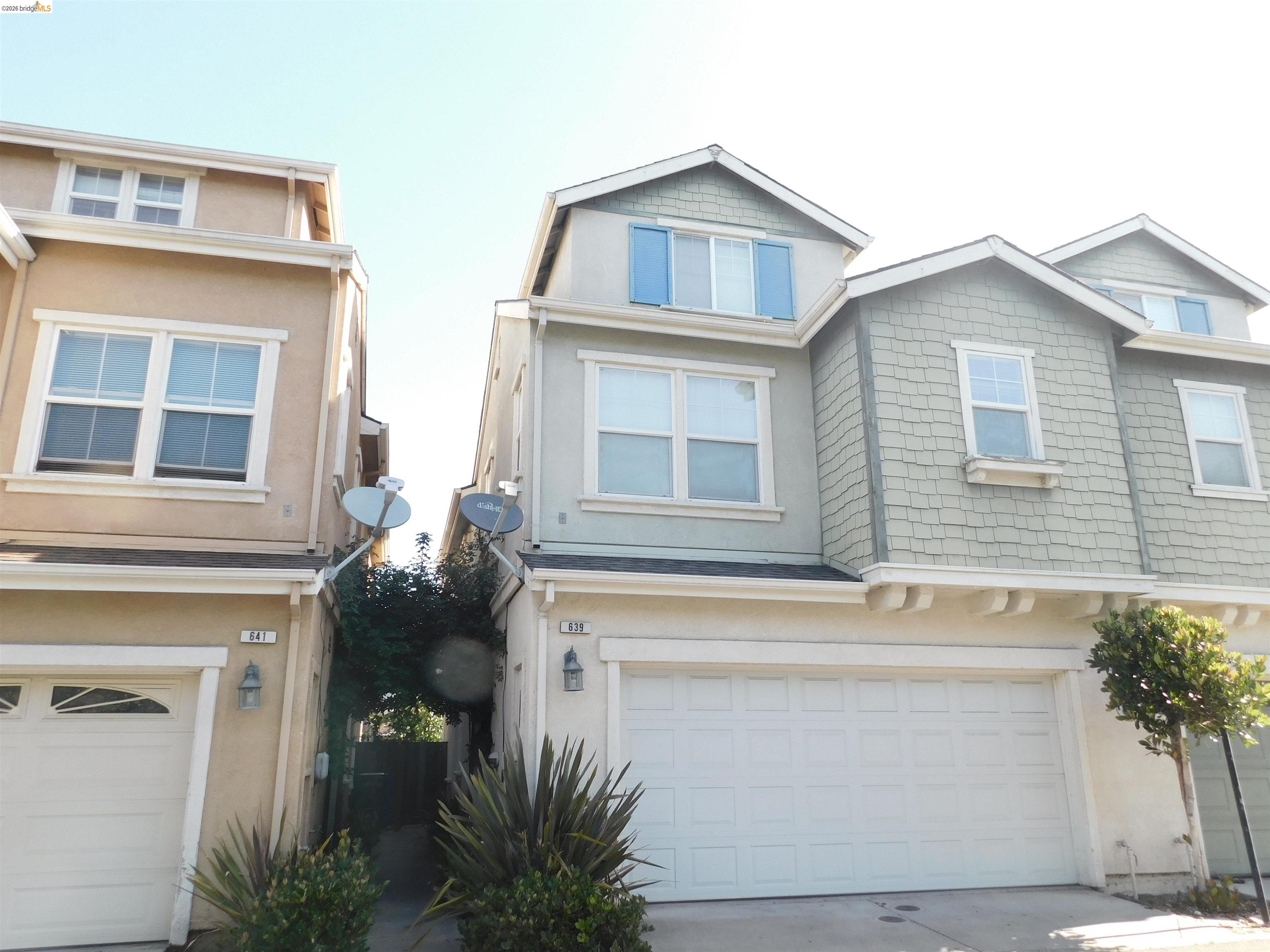 Front Image Thumbnail for EB41136977