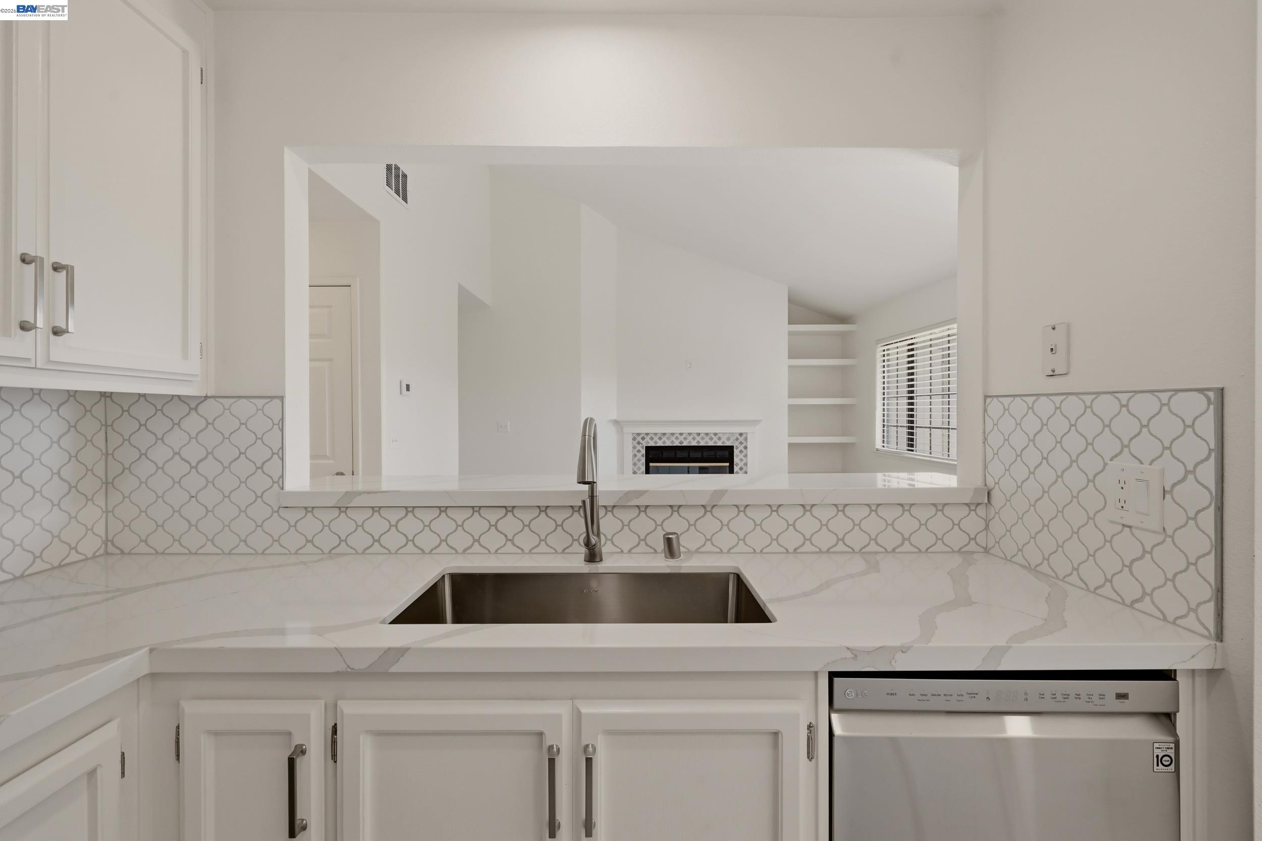 Photo #12: 41136981 Listing: Photo #12