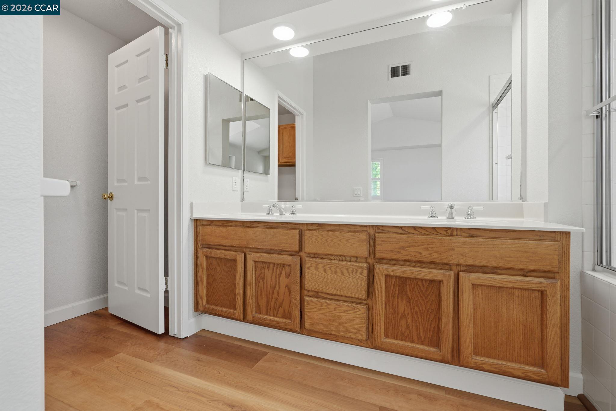 Photo #31: 41136982 Listing: Photo #31
