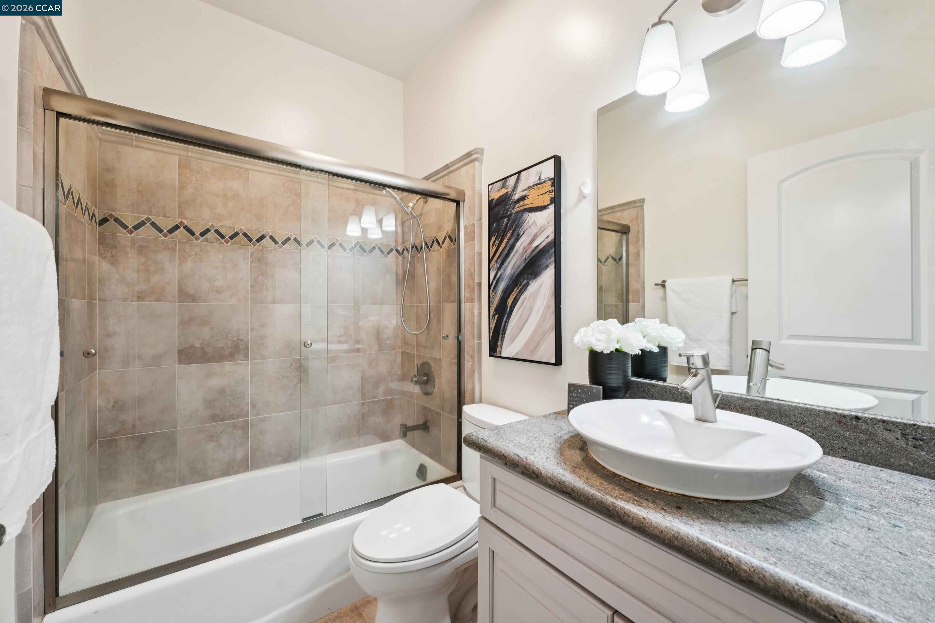 Photo #13: 41136990 Listing: Photo #13