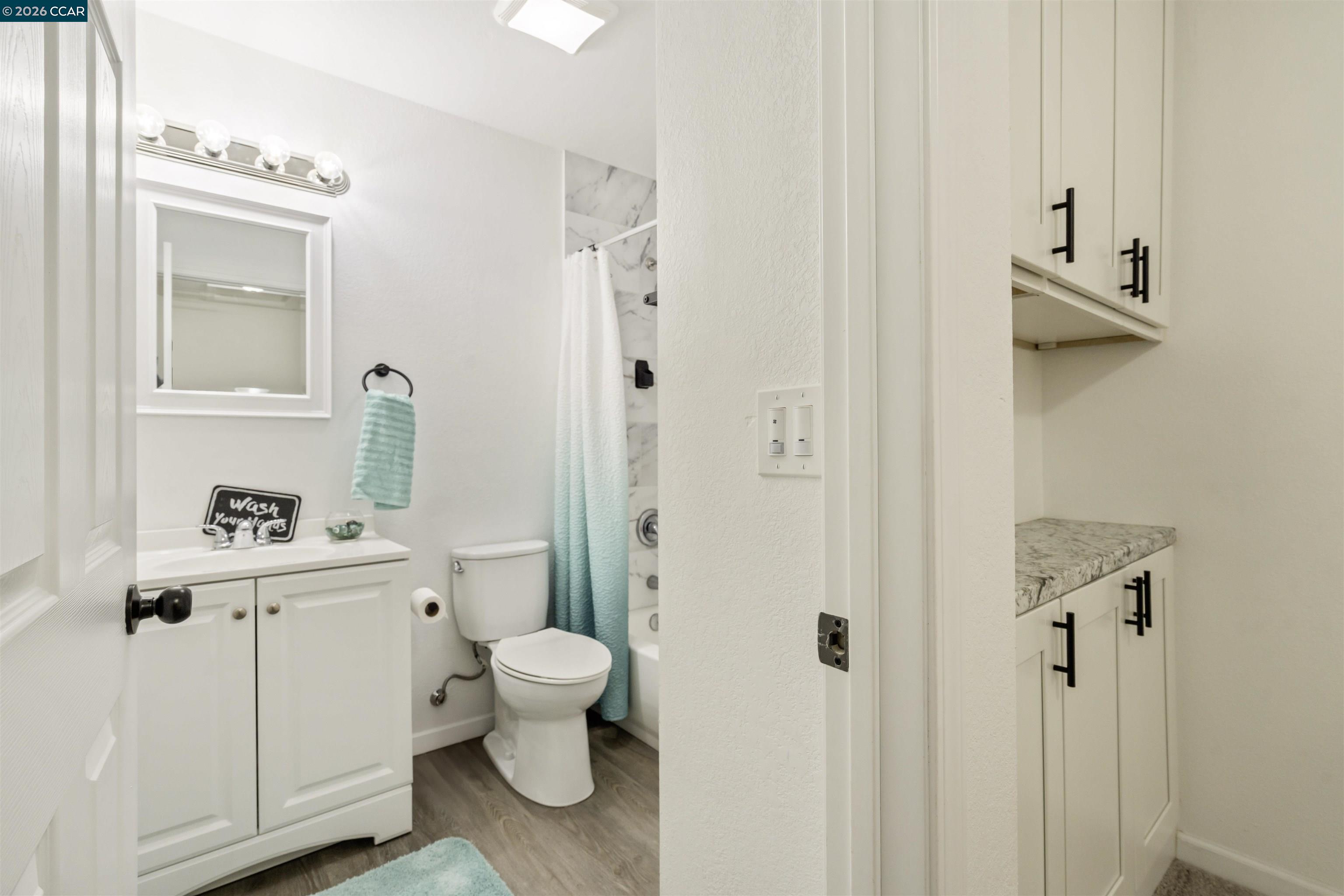 Photo #37: 41137007 Listing: Photo #37