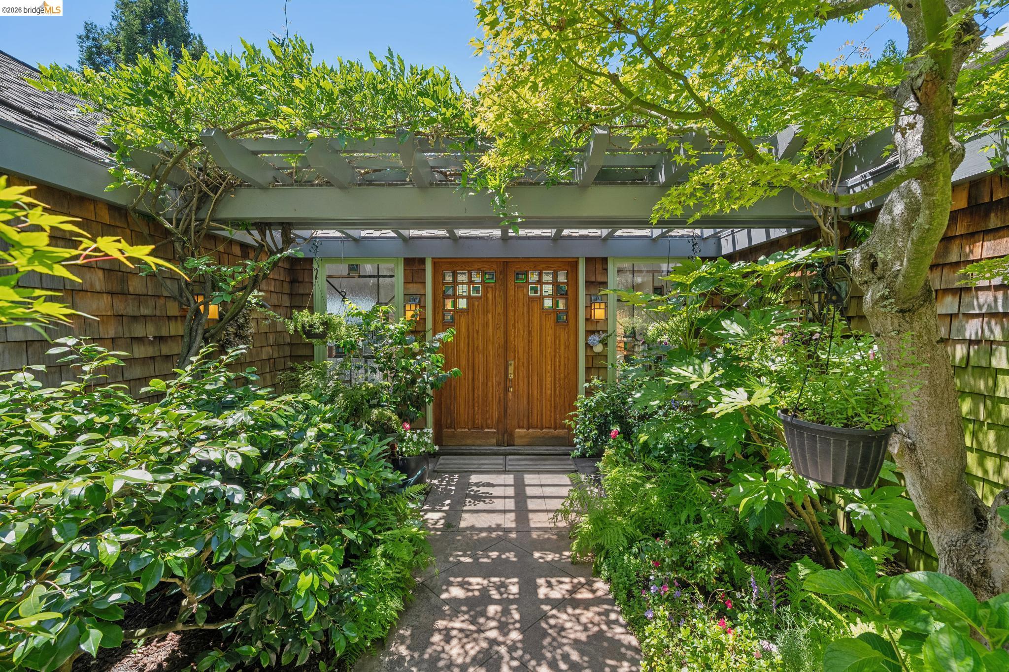 2223 Tunnel Rd, Oakland CA 94611 — photo 11