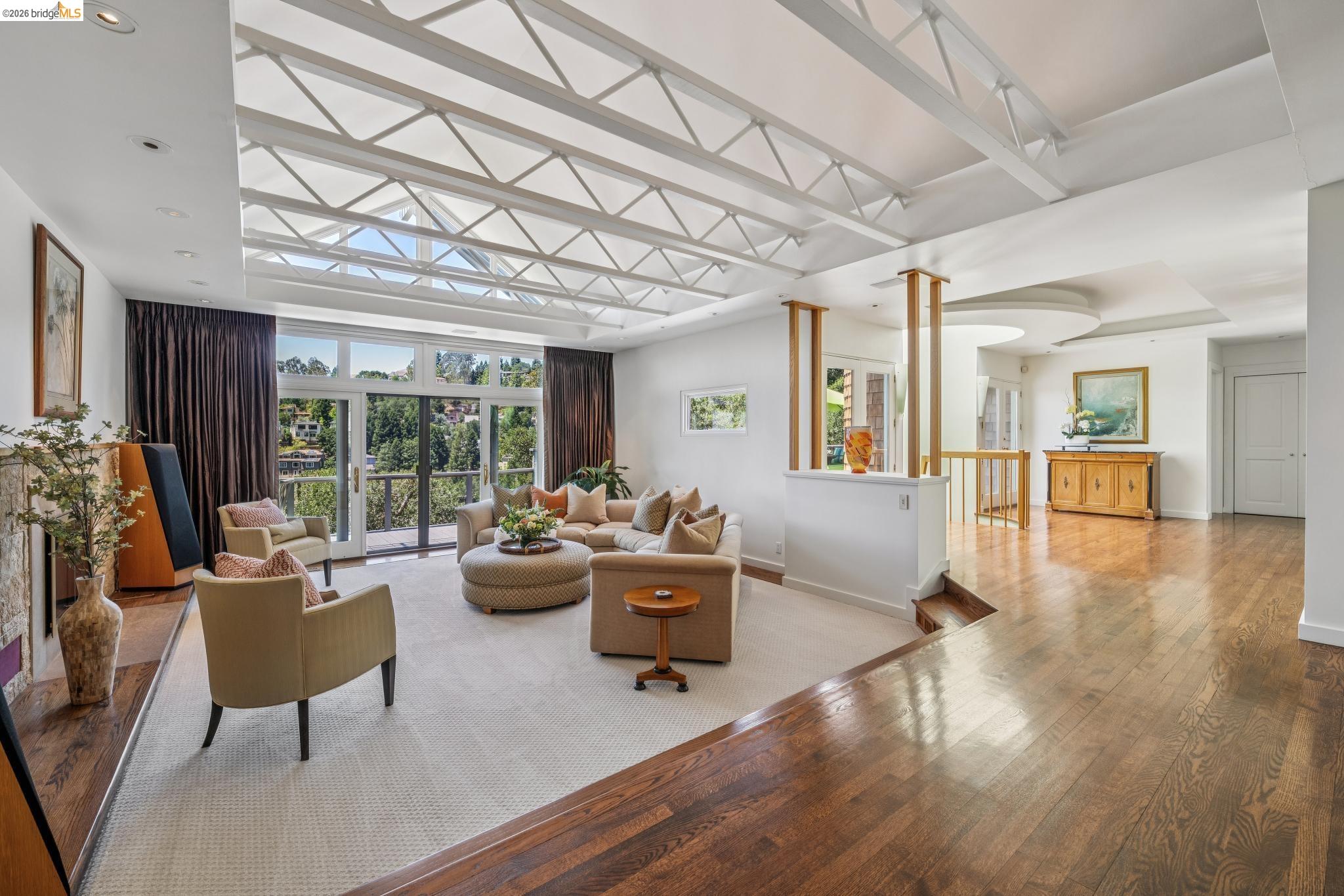 2223 Tunnel Rd, Oakland CA 94611 — photo 16