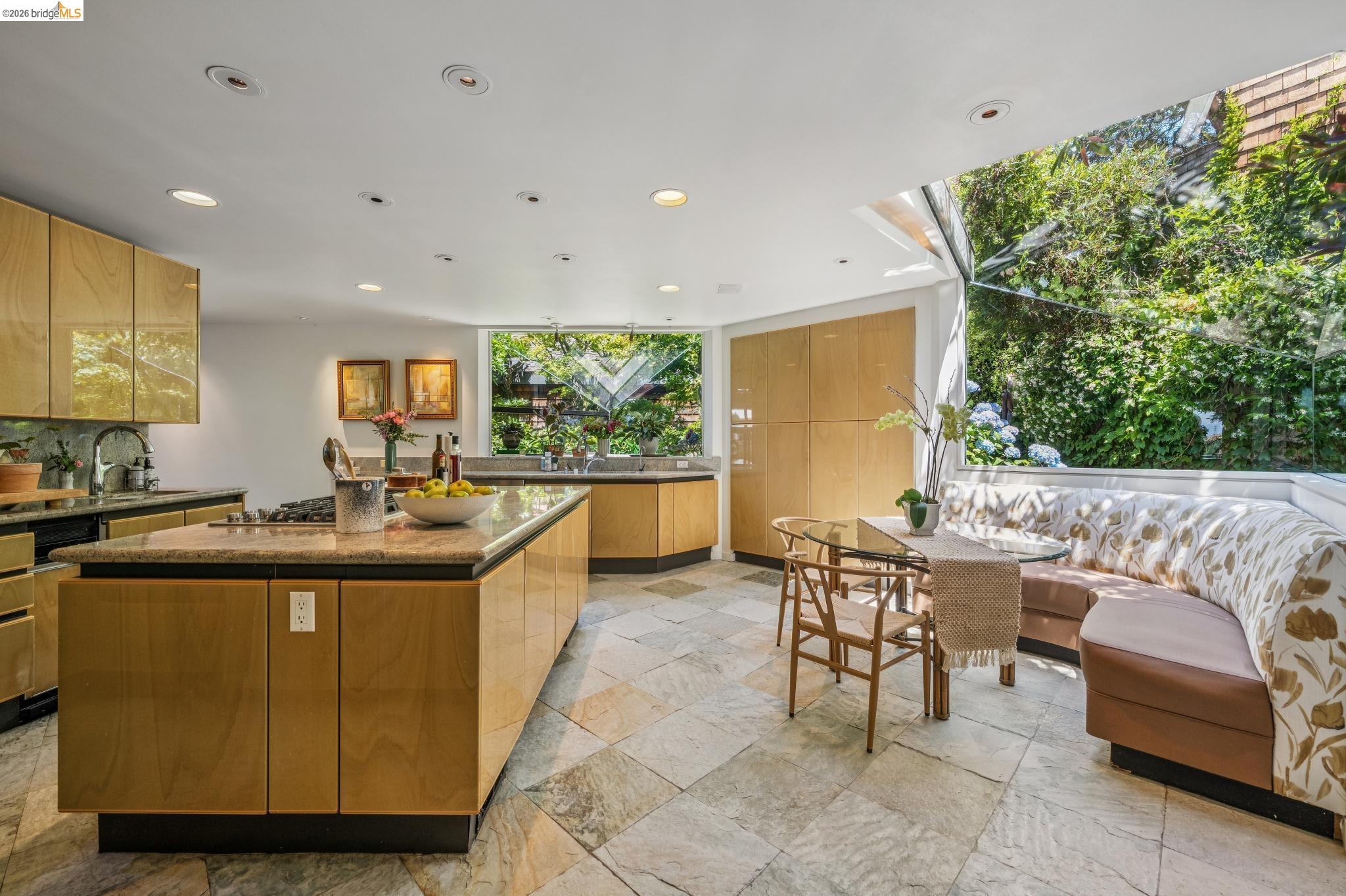 2223 Tunnel Rd, Oakland CA 94611 — photo 21