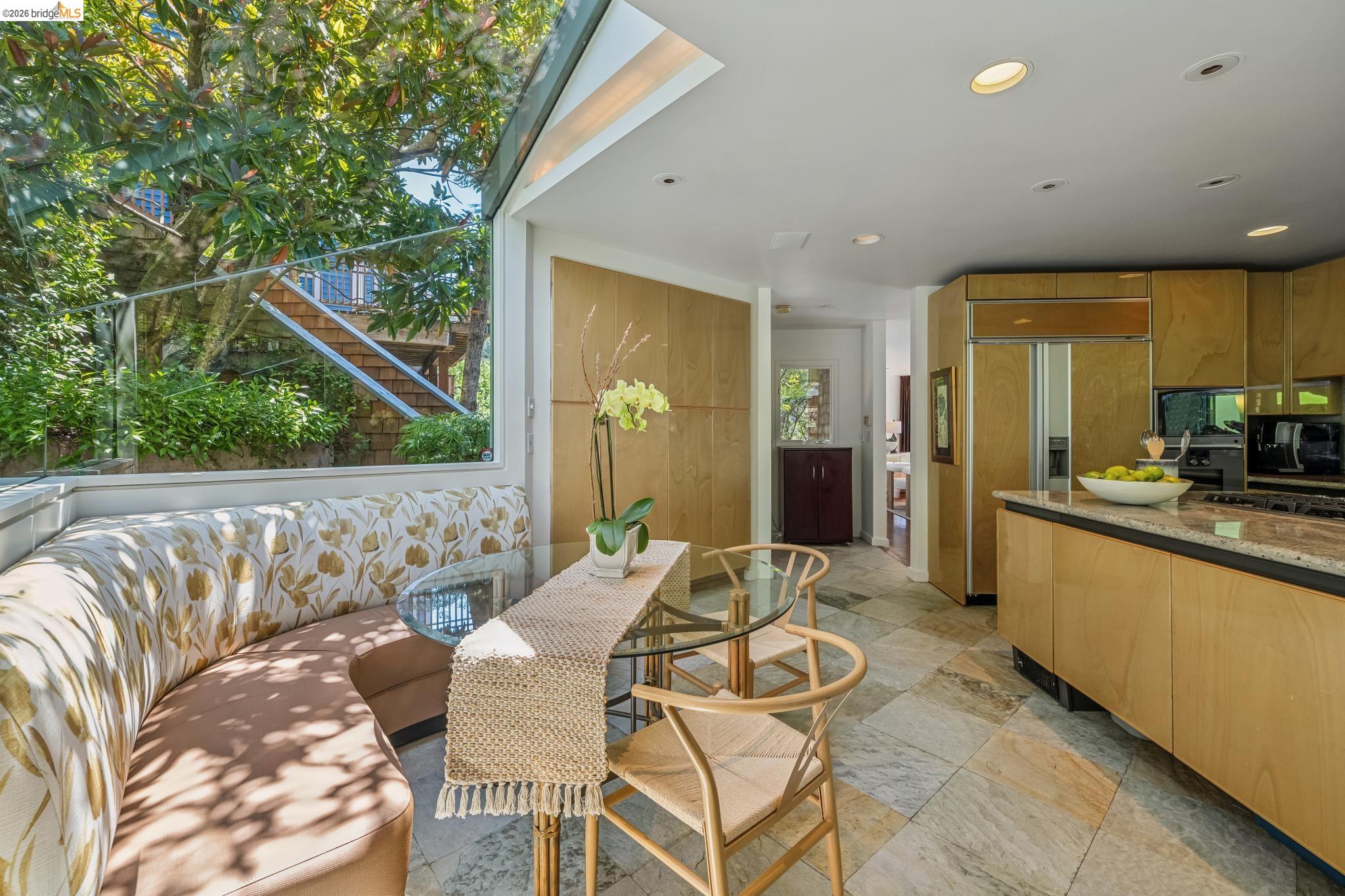 2223 Tunnel Rd, Oakland CA 94611 — photo 22