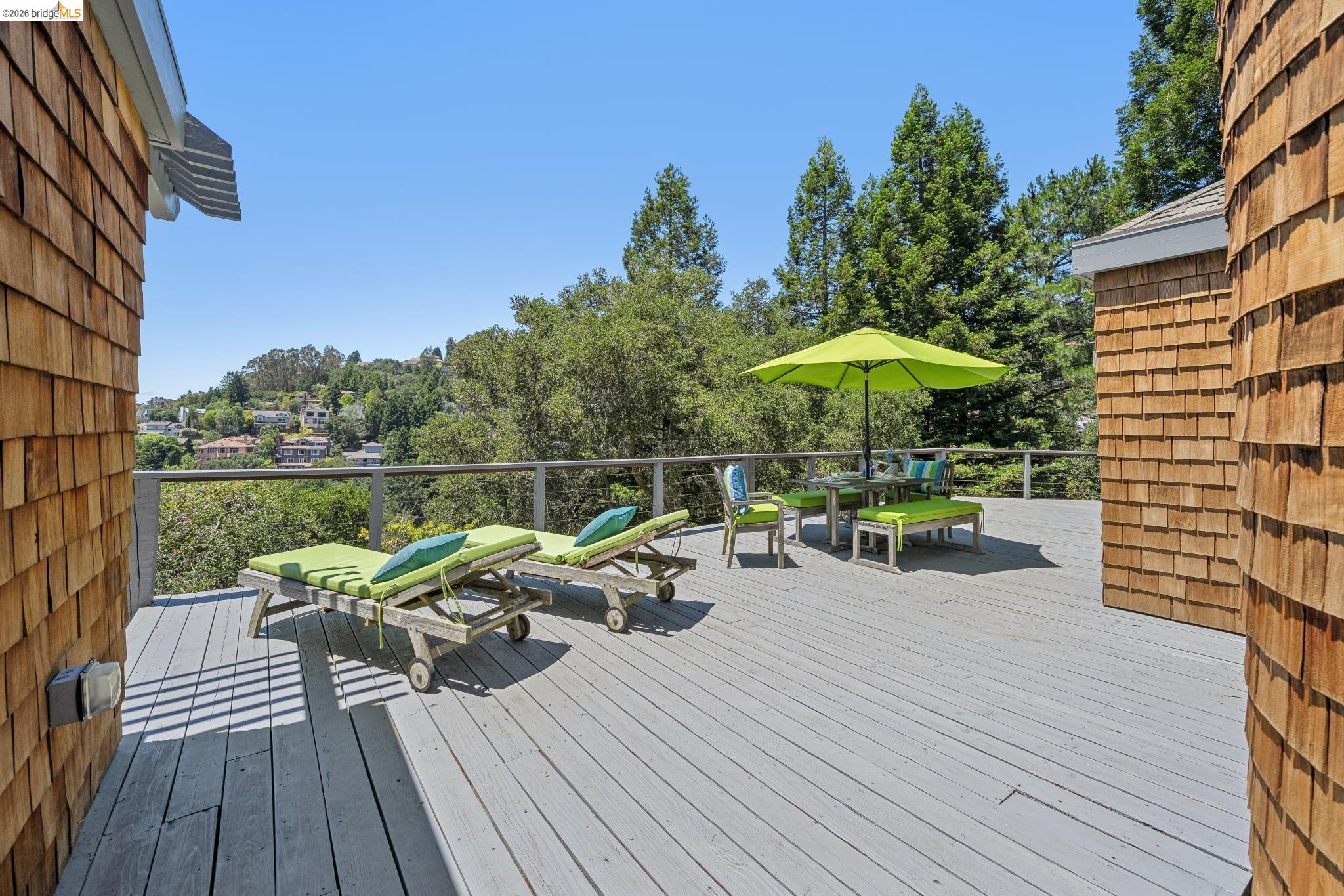 2223 Tunnel Rd, Oakland CA 94611 — photo 31
