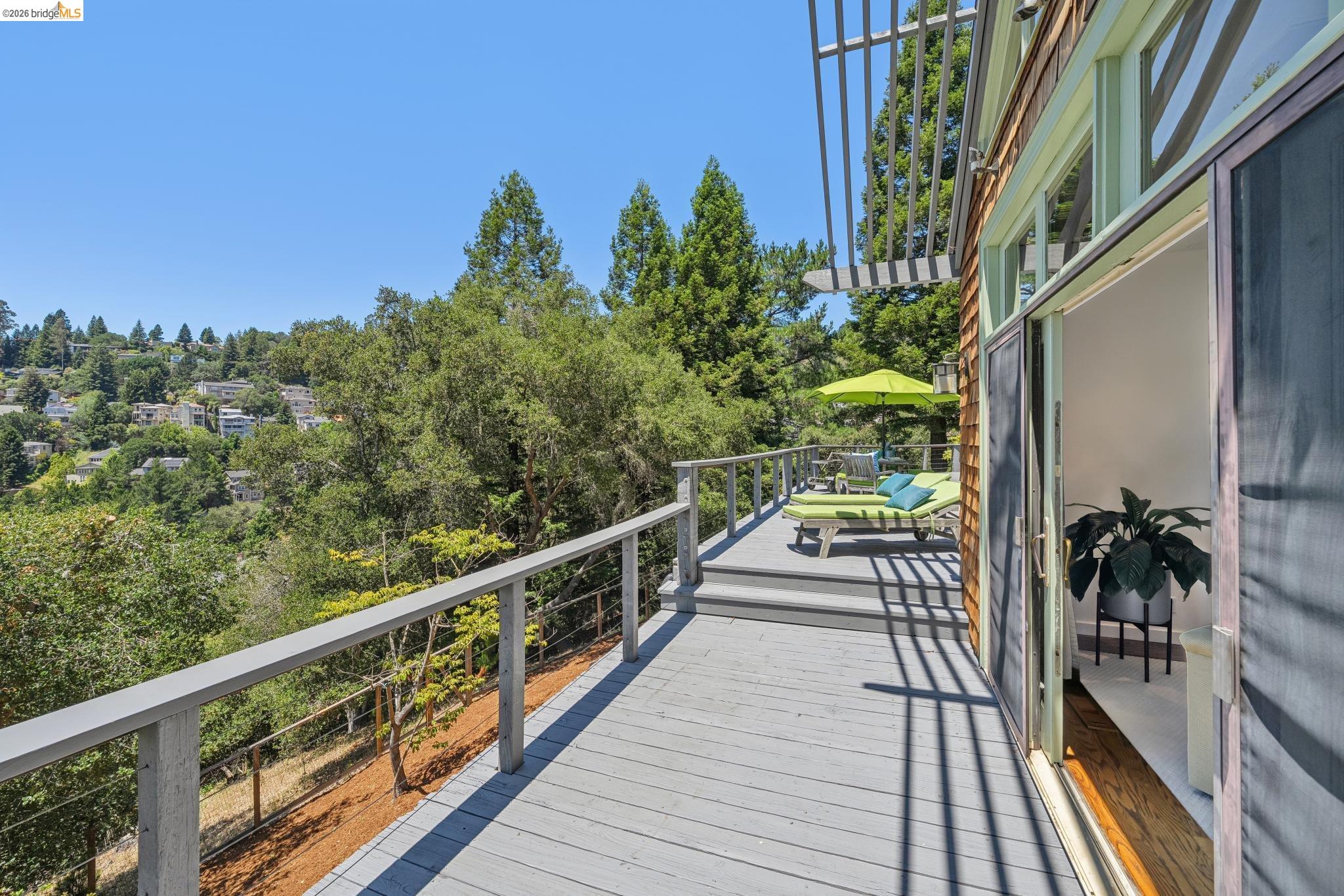 2223 Tunnel Rd, Oakland CA 94611 — photo 35