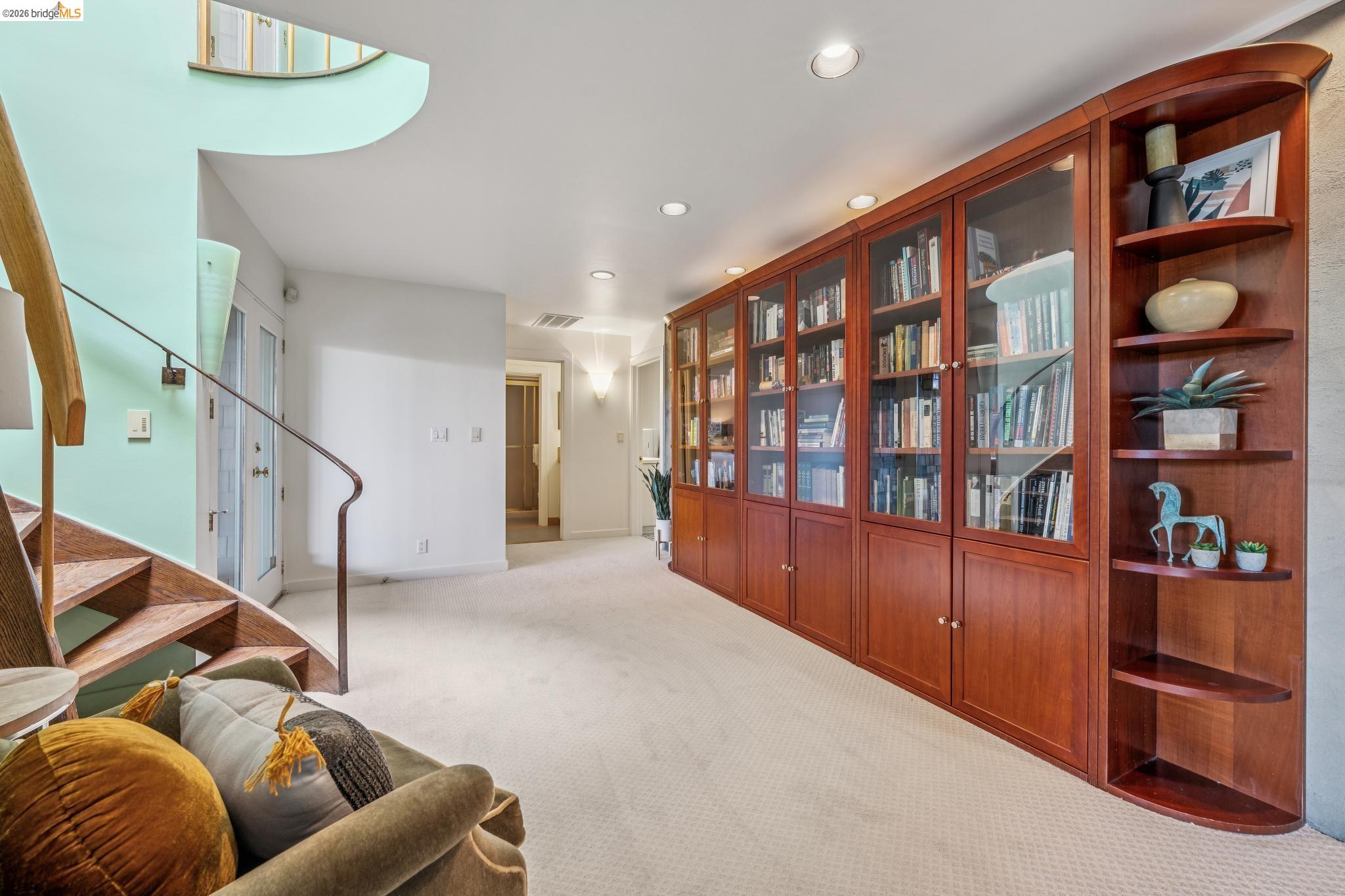 2223 Tunnel Rd, Oakland CA 94611 — photo 40