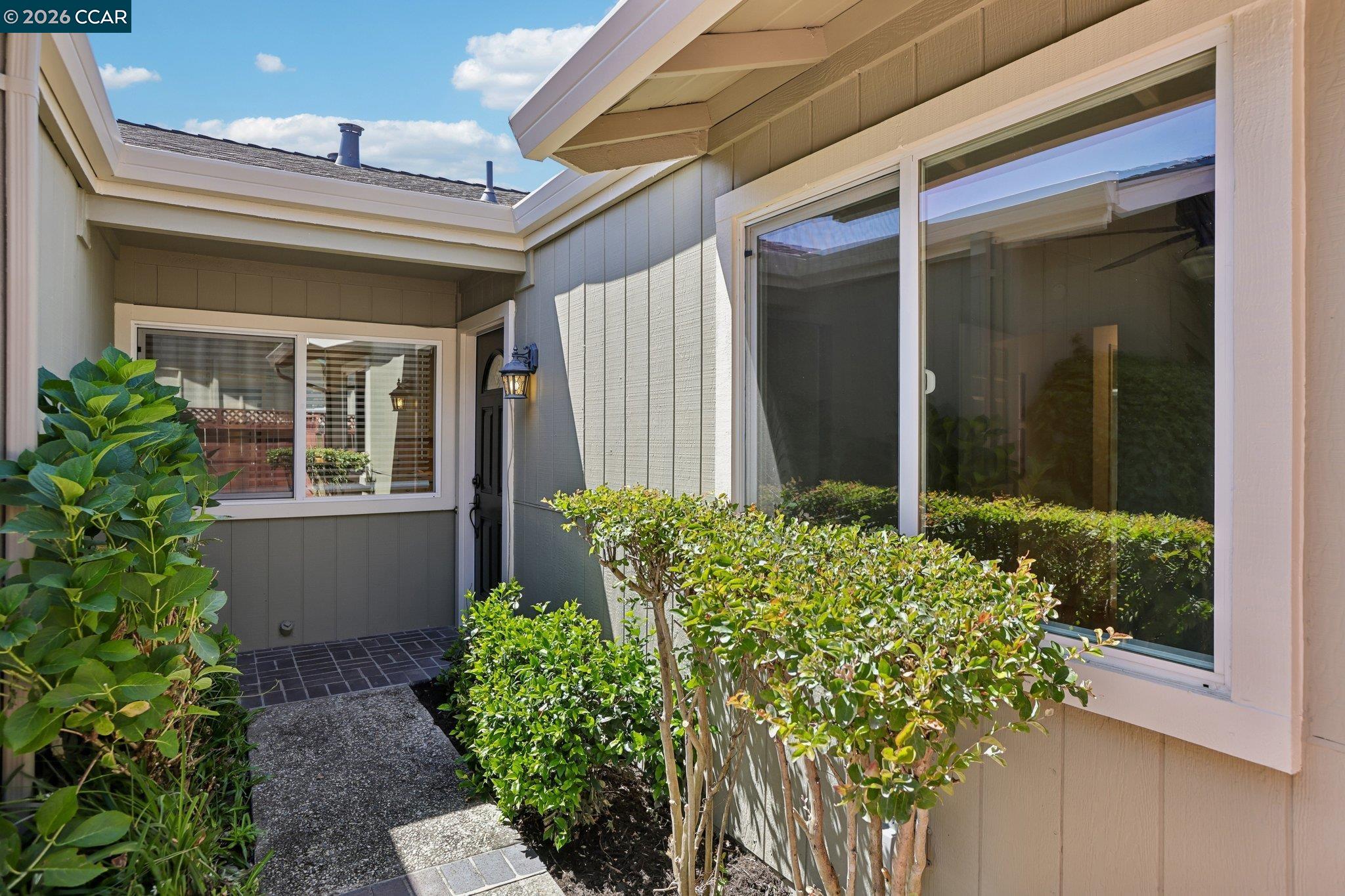 Photo #1: 41137077 Listing: Photo #1