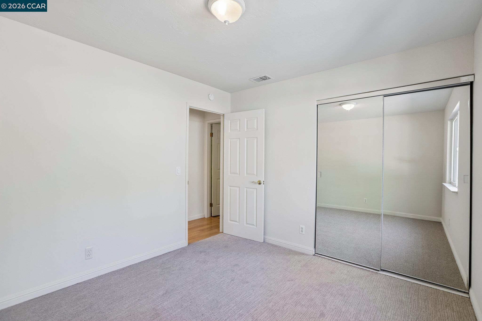 Photo #25: 41137077 Listing: Photo #25