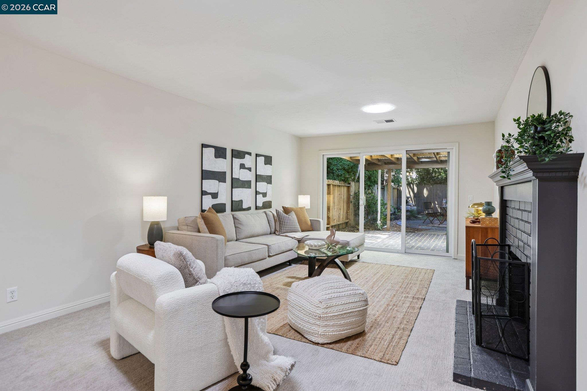 Photo #6: 41137077 Listing: Photo #6