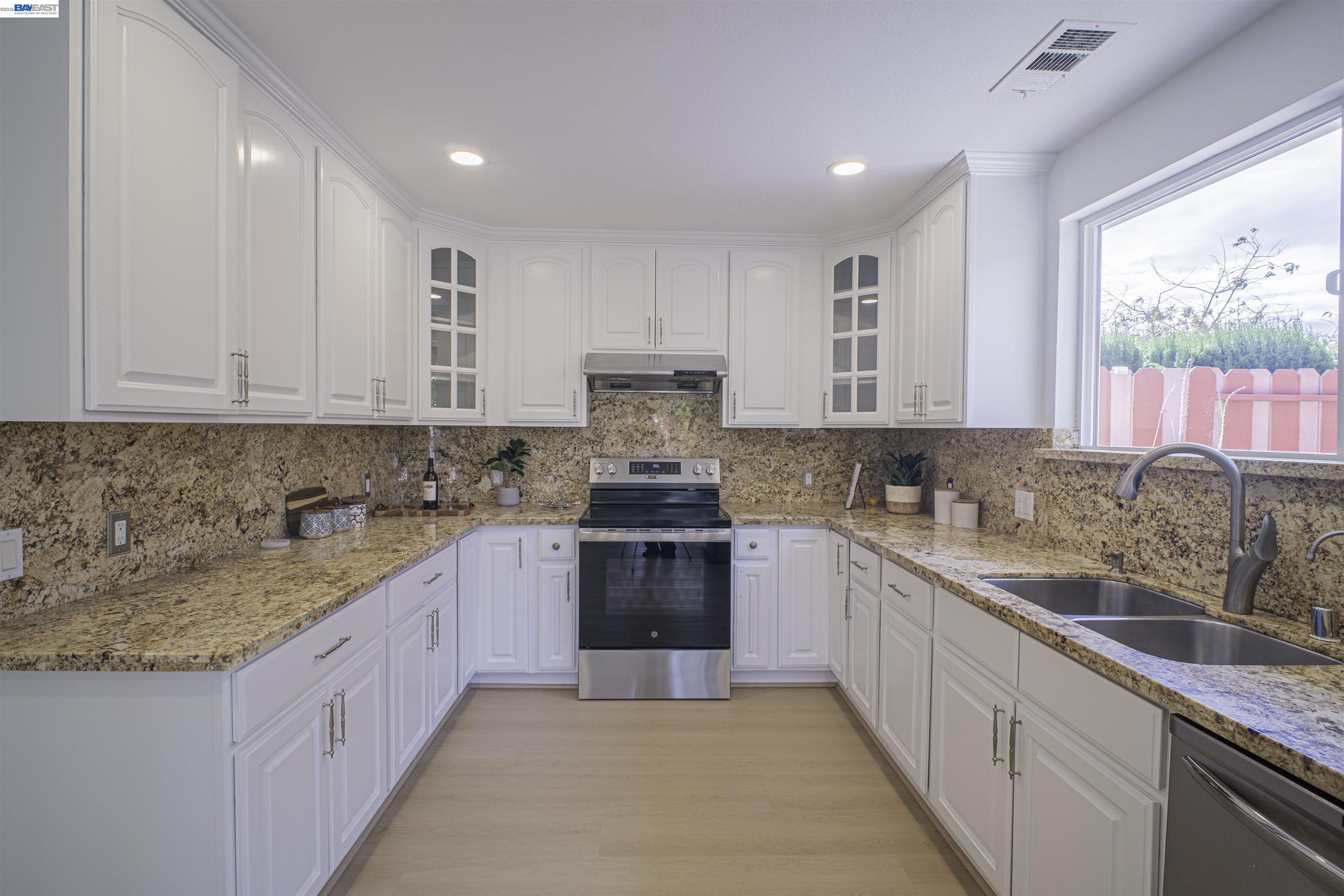 4311 Fellows St, Union City CA 94587 — photo 13