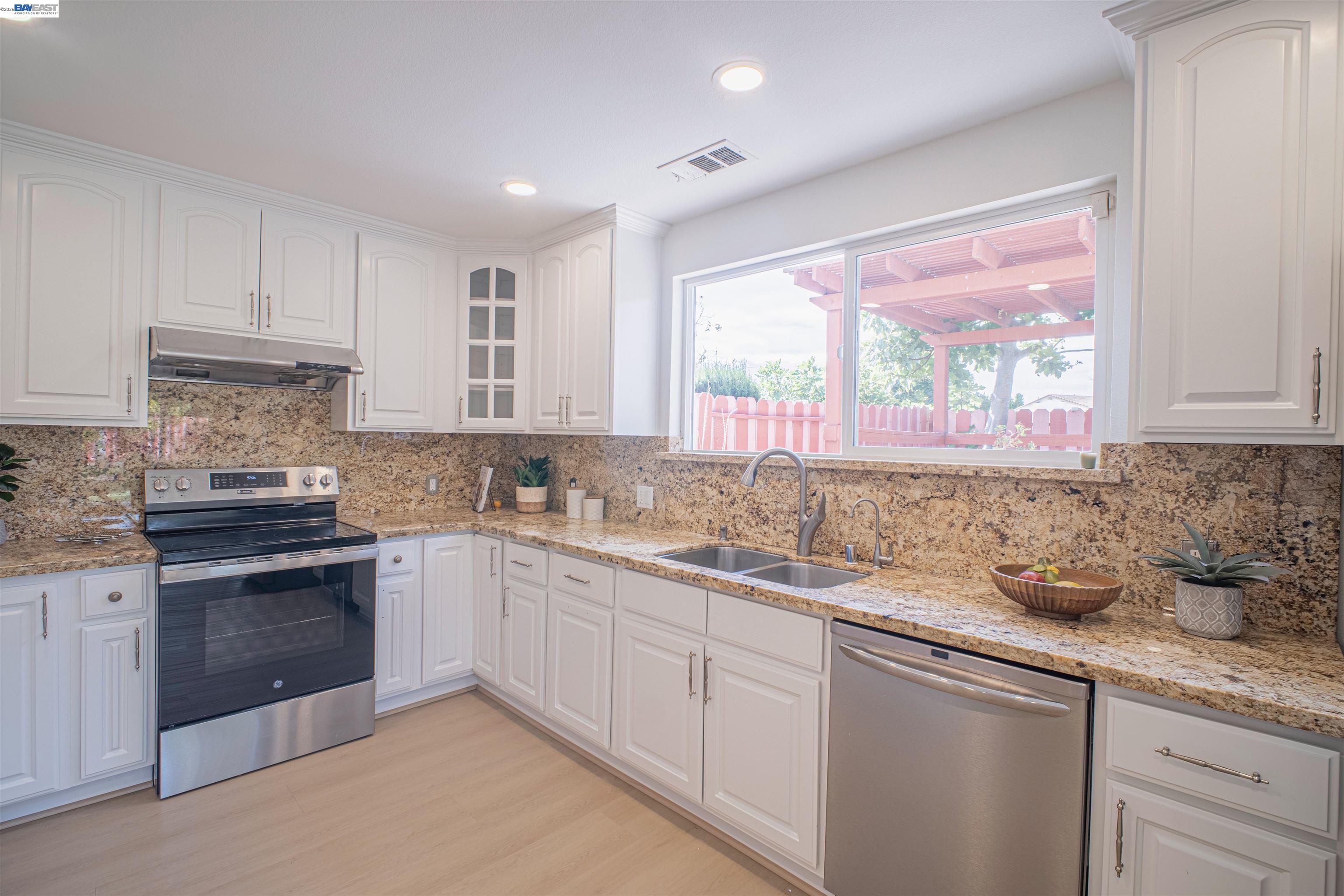 4311 Fellows St, Union City CA 94587 — photo 14