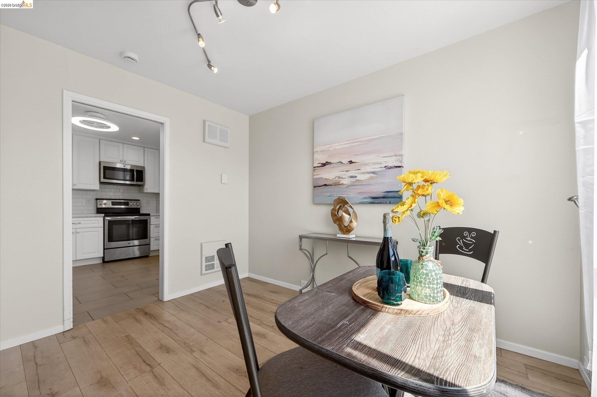365 Perkins St # 201, Oakland CA 94610 — photo 14