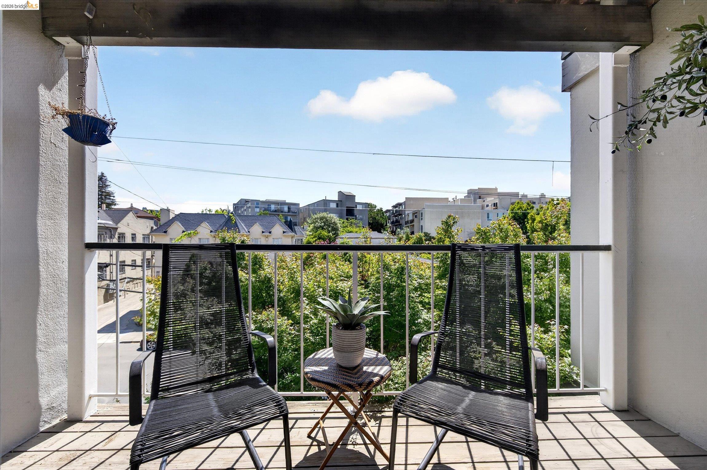 365 Perkins St # 201, Oakland CA 94610 — photo 3