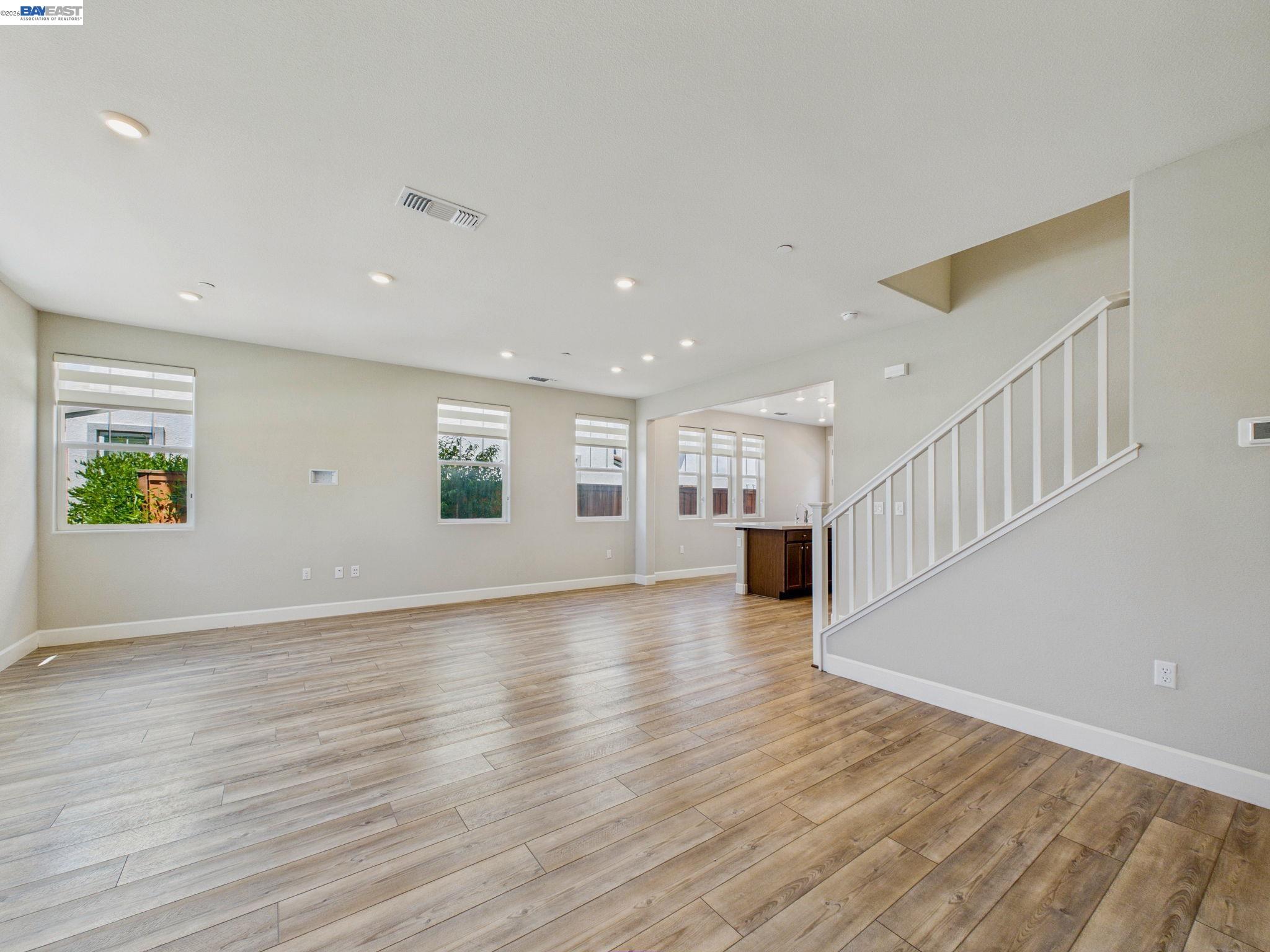 233 E Central Pkwy, Mountain House CA 95391 — photo 16