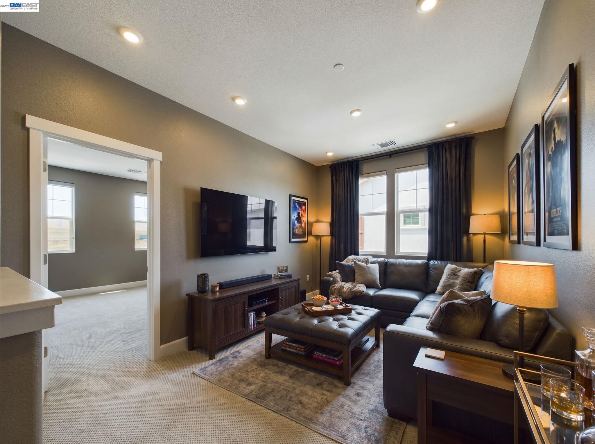 233 E Central Pkwy, Mountain House CA 95391 — photo 32