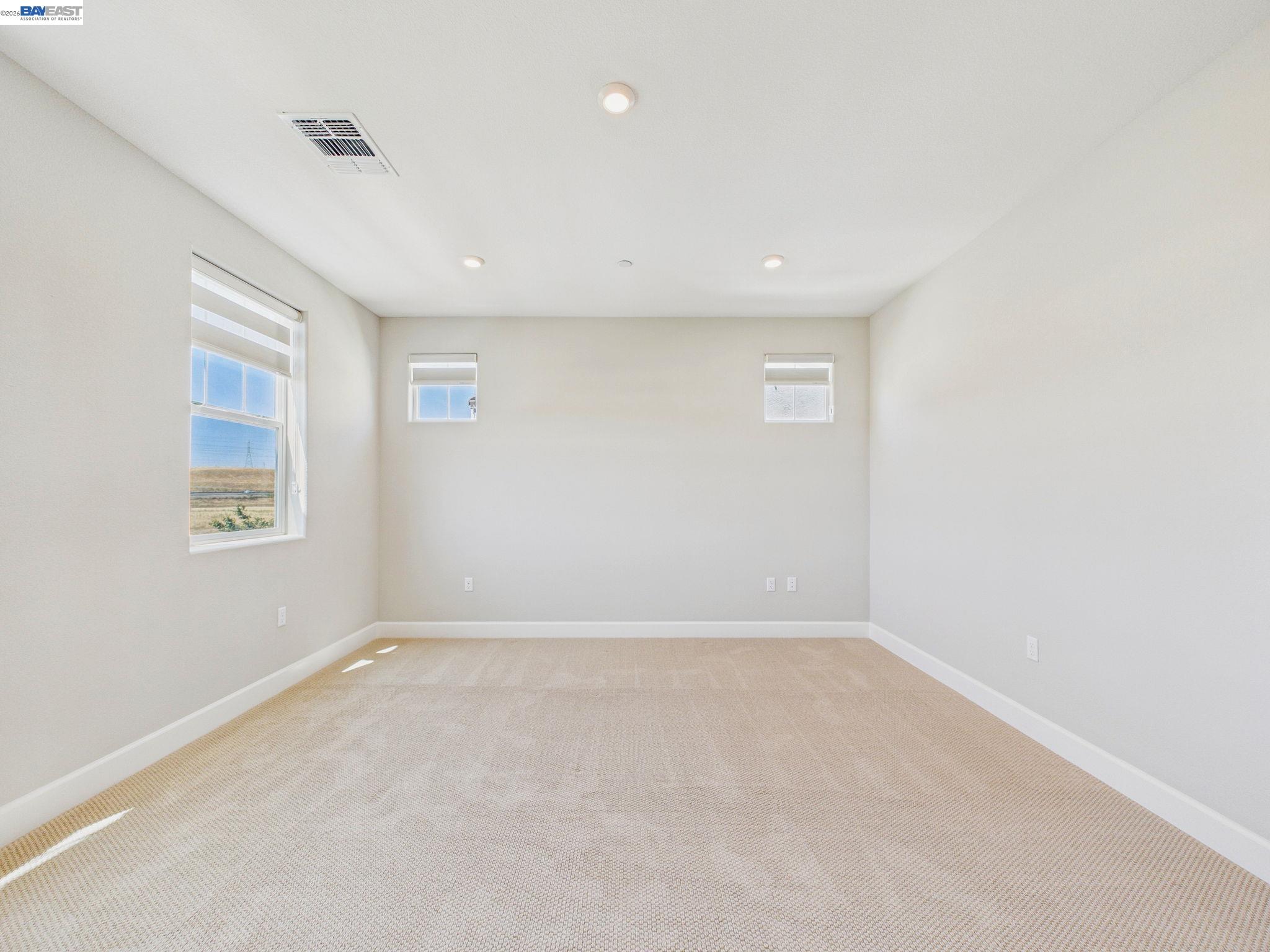 233 E Central Pkwy, Mountain House CA 95391 — photo 37