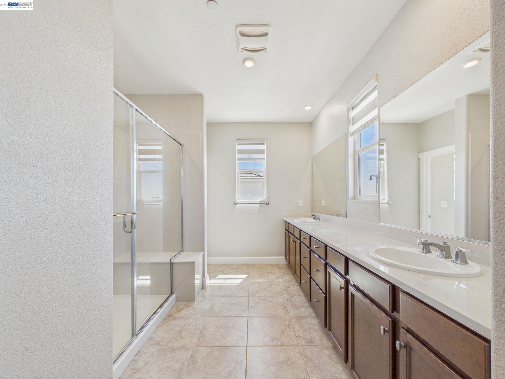 233 E Central Pkwy, Mountain House CA 95391 — photo 43