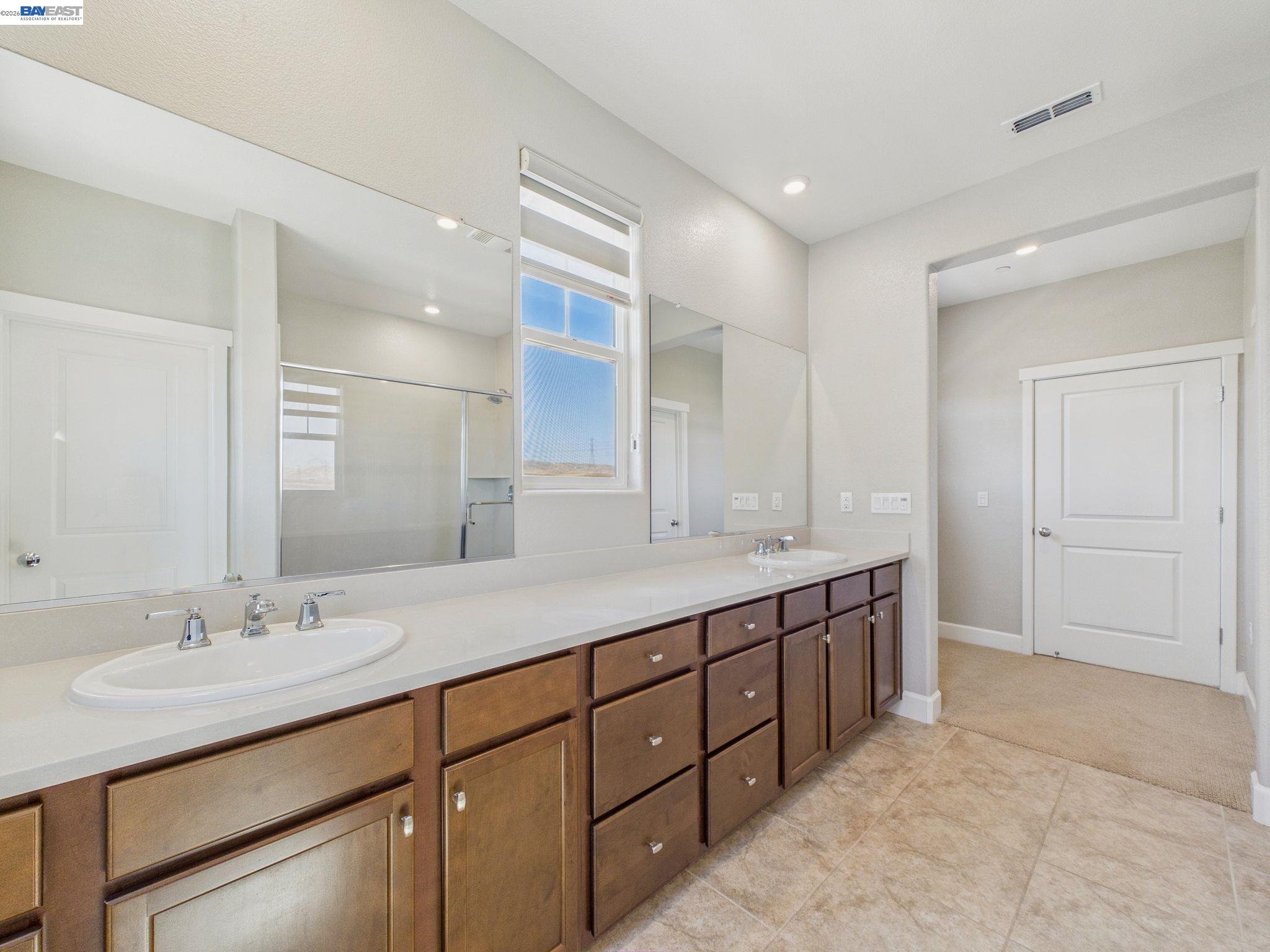 233 E Central Pkwy, Mountain House CA 95391 — photo 45